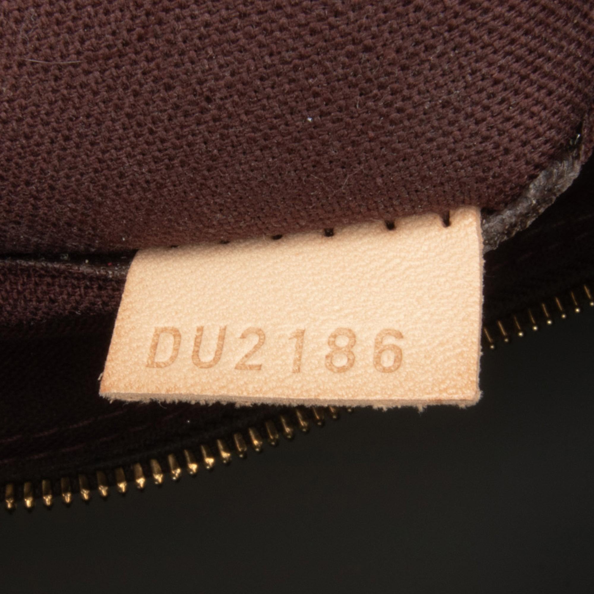 Louis Vuitton Monogram Berri PM (SHG-Ir6126)