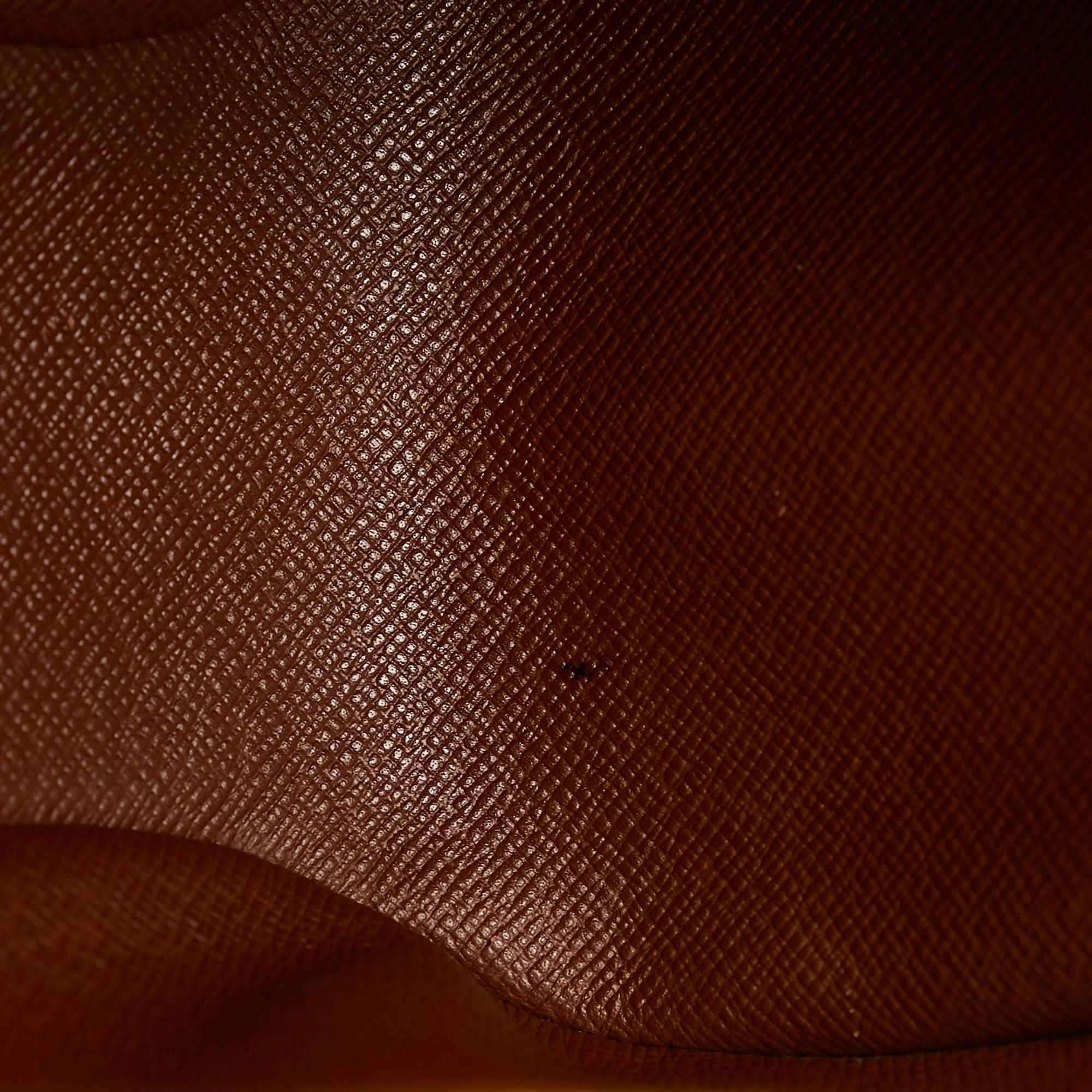 Louis Vuitton Monogram Blois (SHG-jBolsq)