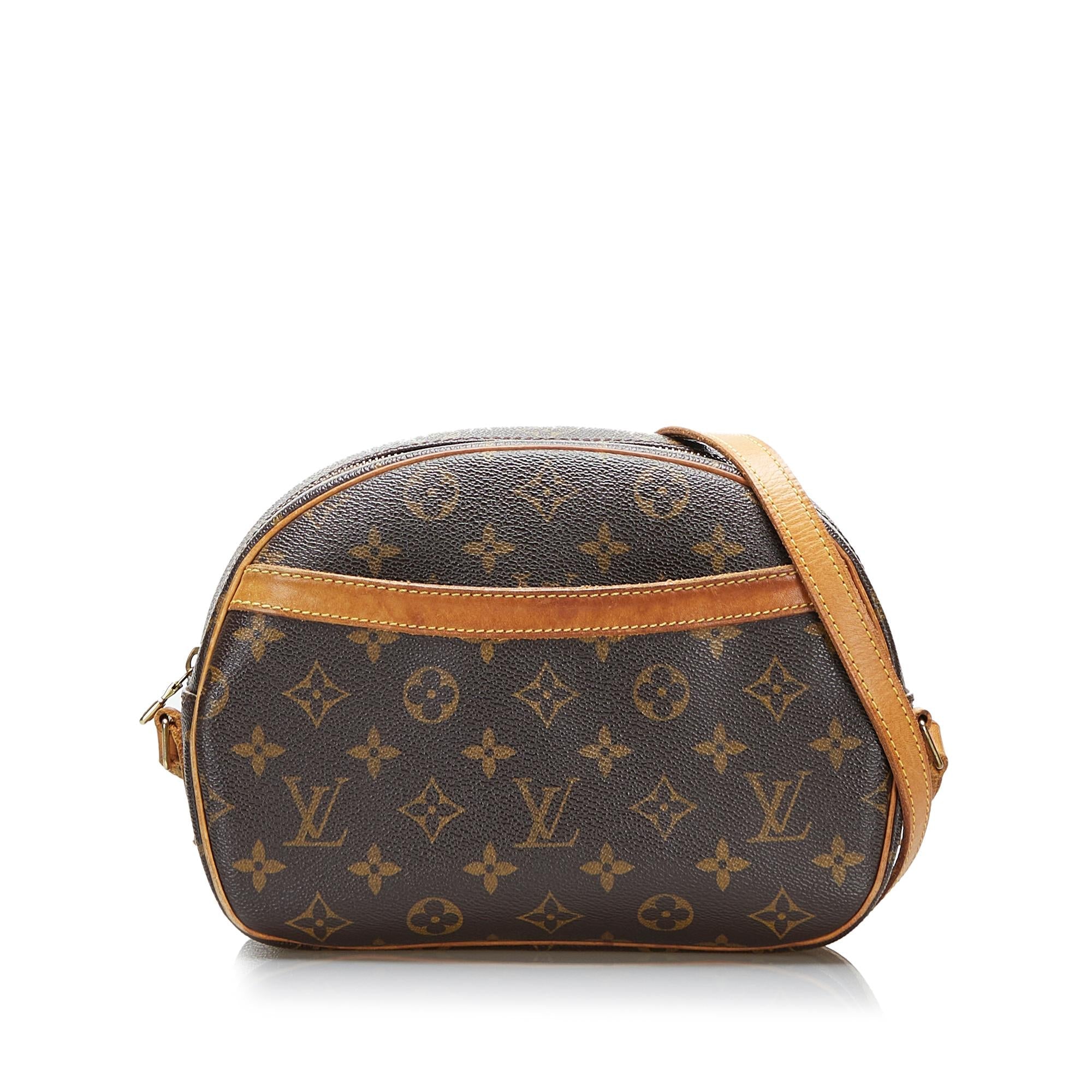 Louis Vuitton Monogram Blois (SHG-jBolsq)