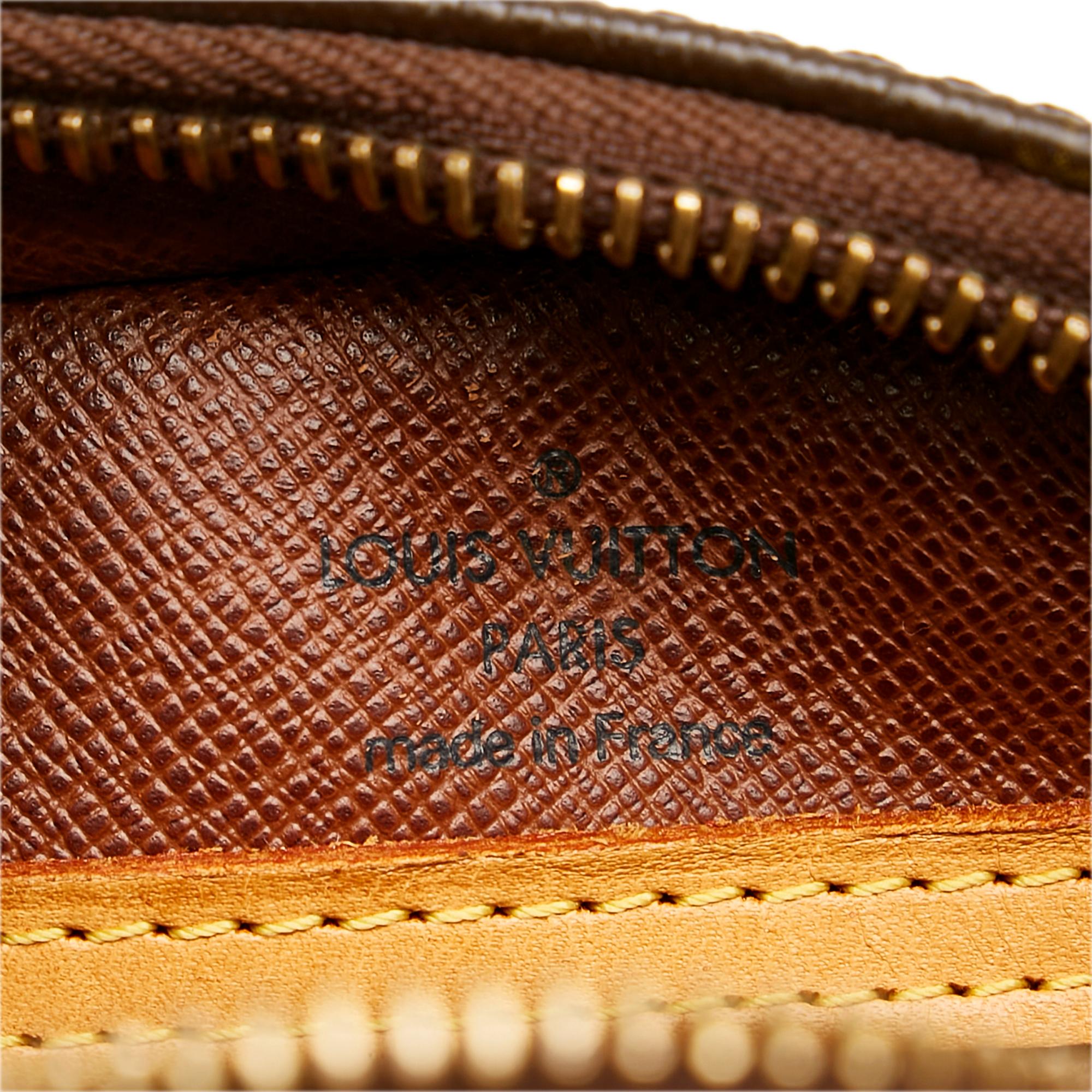 Louis Vuitton Monogram Blois (SHG-bHyCy5)