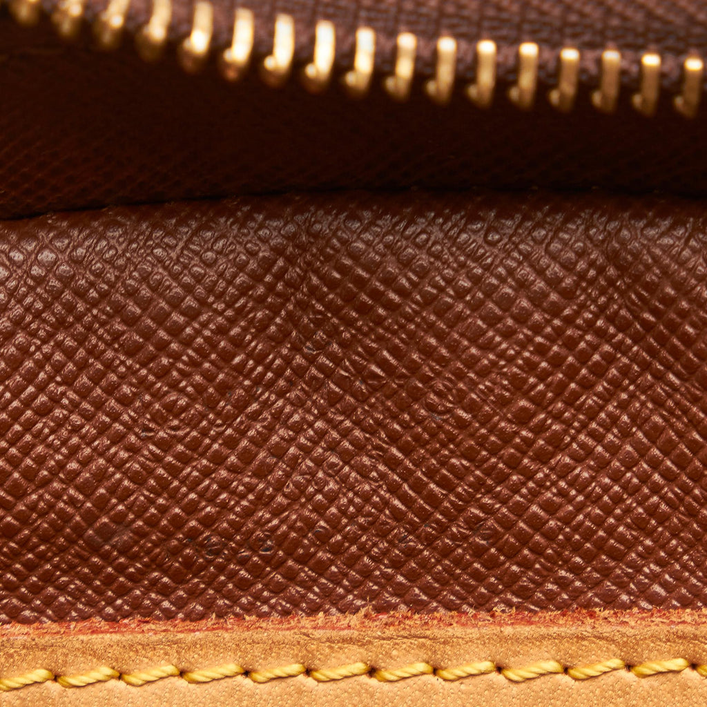 Louis Vuitton Monogram Blois (SHG-sfEI2V)