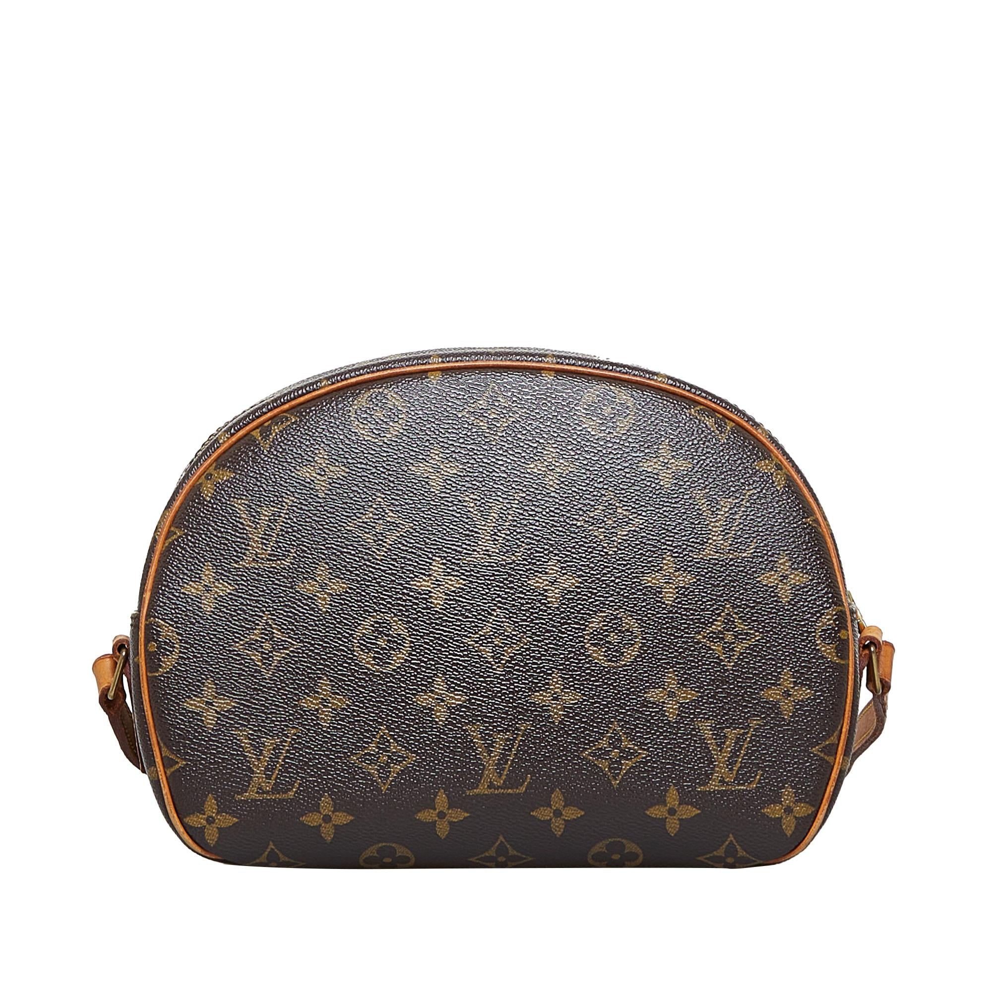 Louis Vuitton Monogram Blois (SHG-Do4L6q)