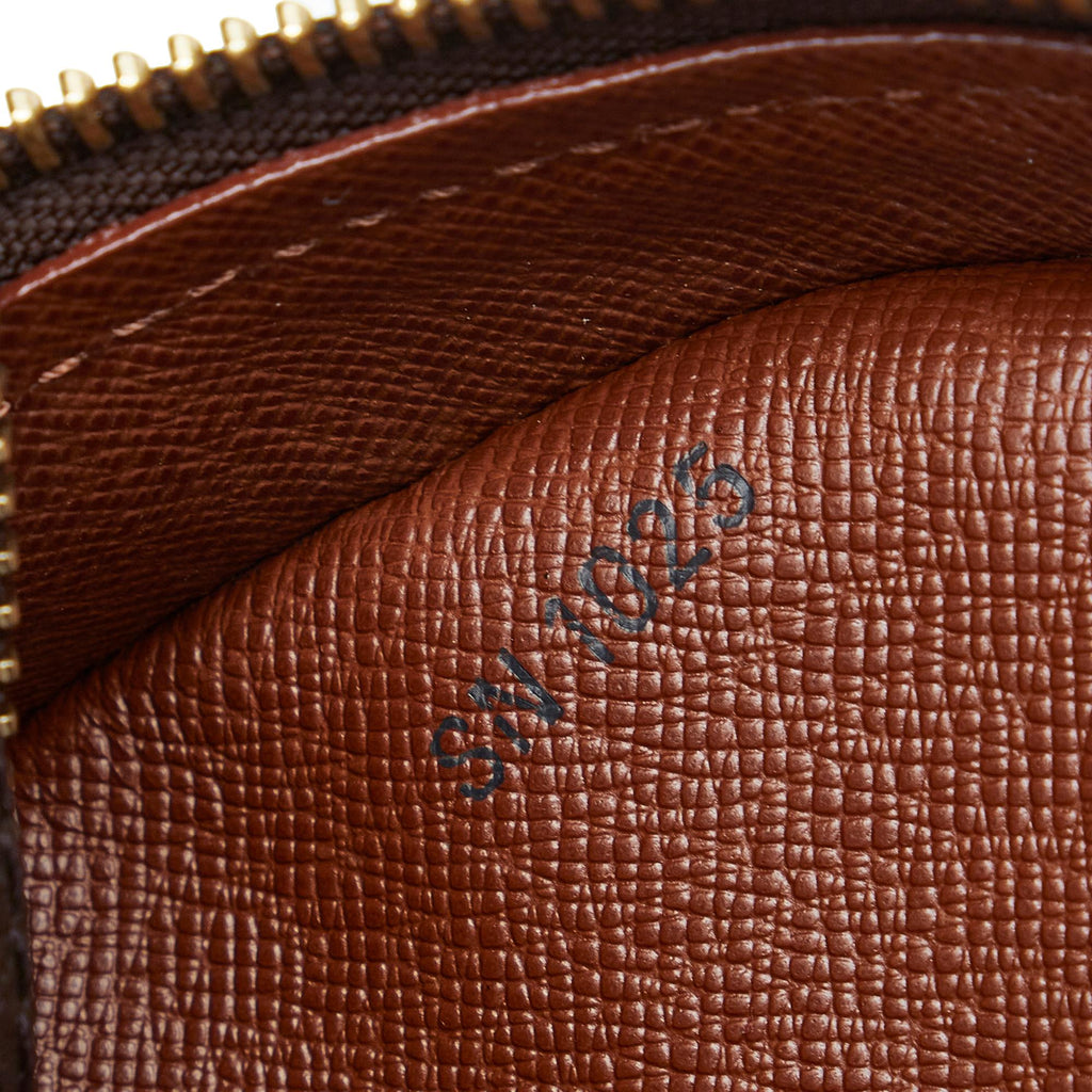 Louis Vuitton Monogram Blois (SHG-Do4L6q)