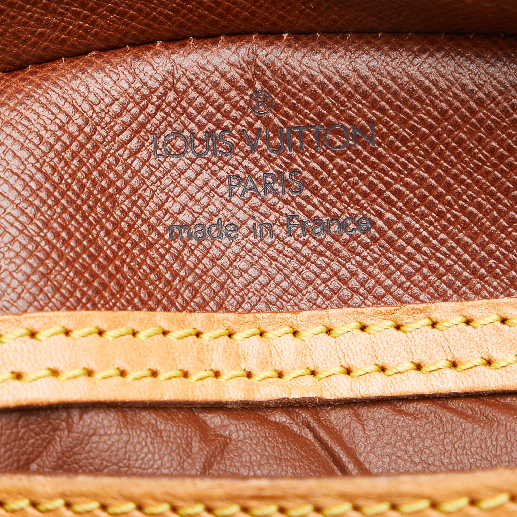 Louis Vuitton Monogram Blois (SHG-ErnLZQ)