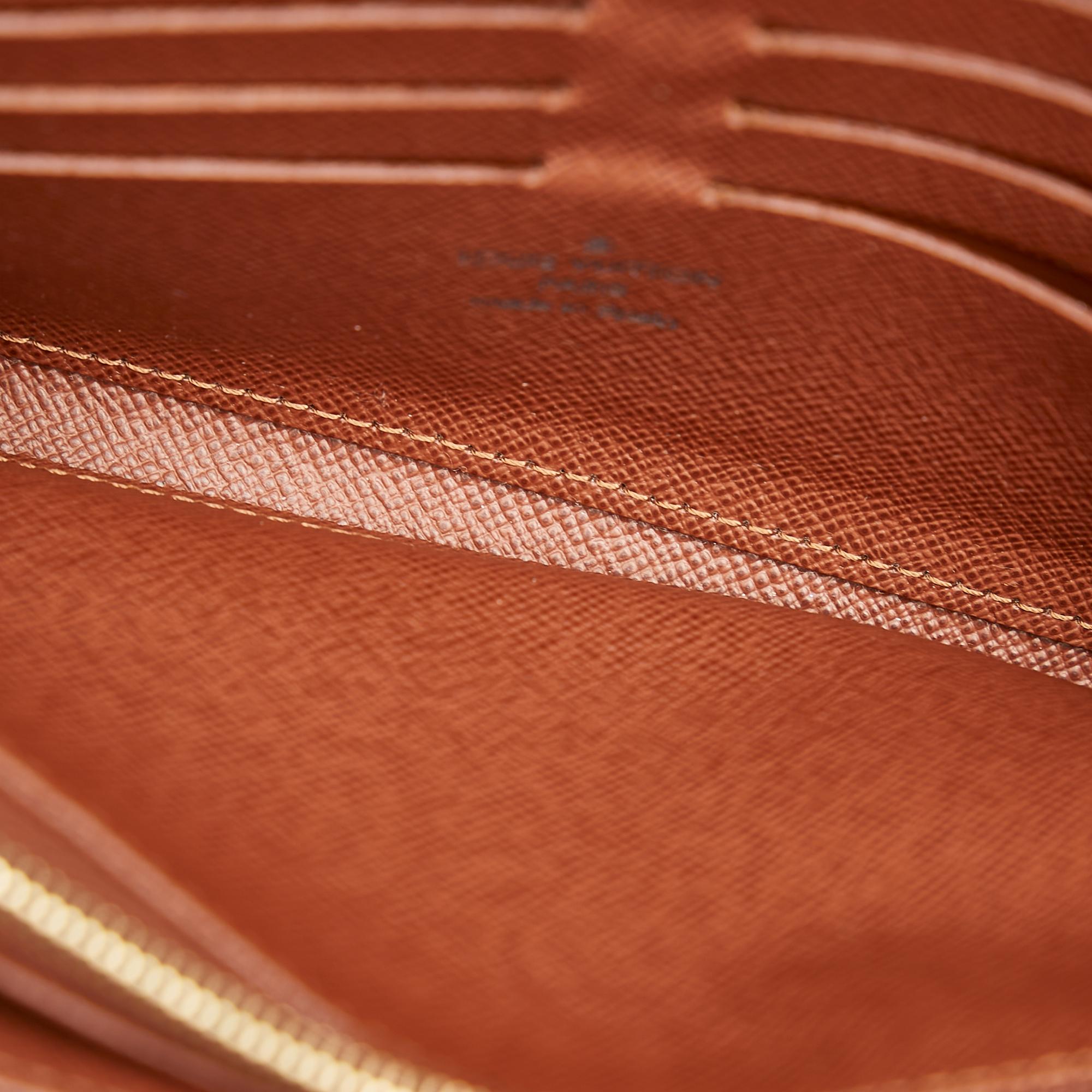 Louis Vuitton Monogram Boetie Wallet (SHG-33239)
