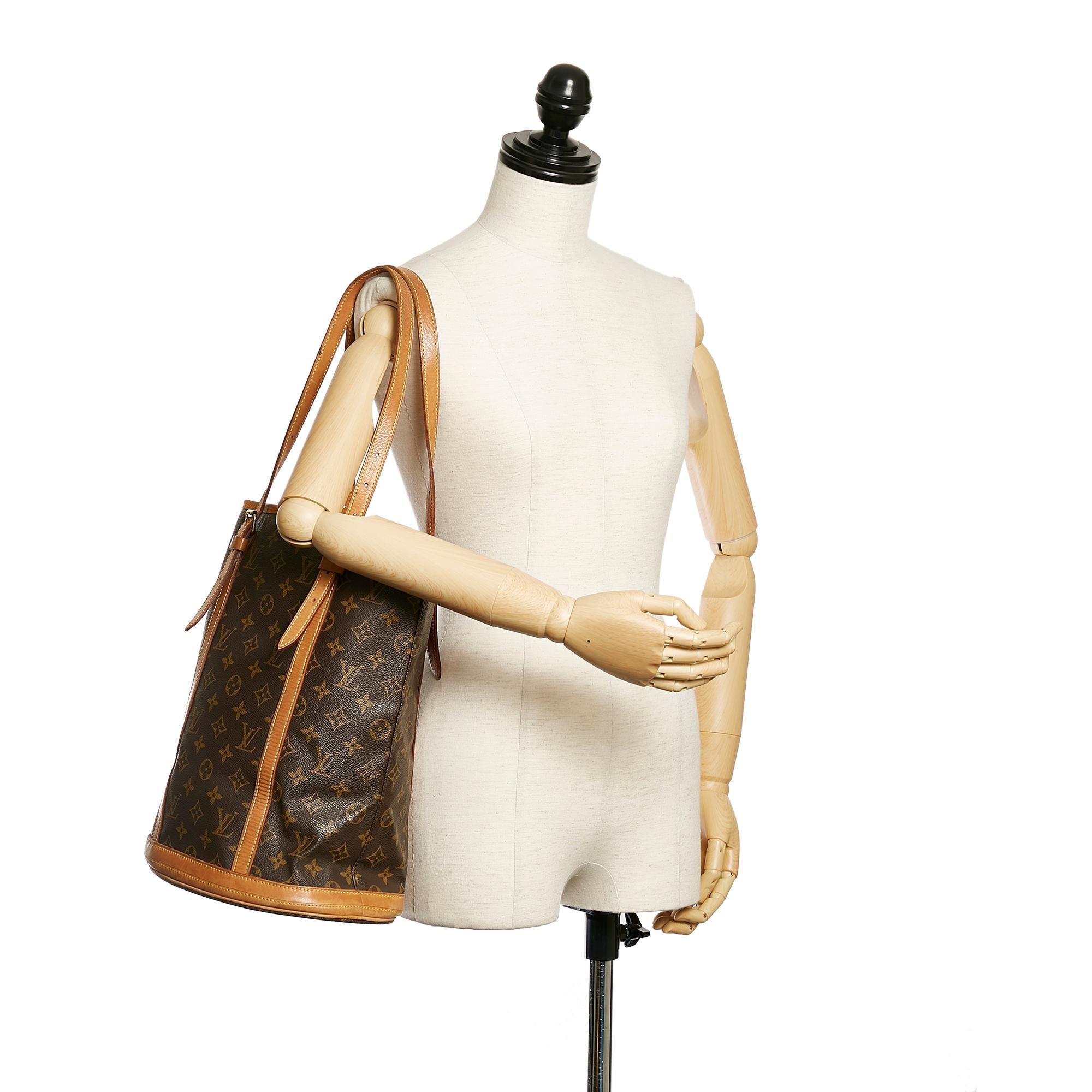 Louis Vuitton Monogram Bucket GM (SHG-30031)