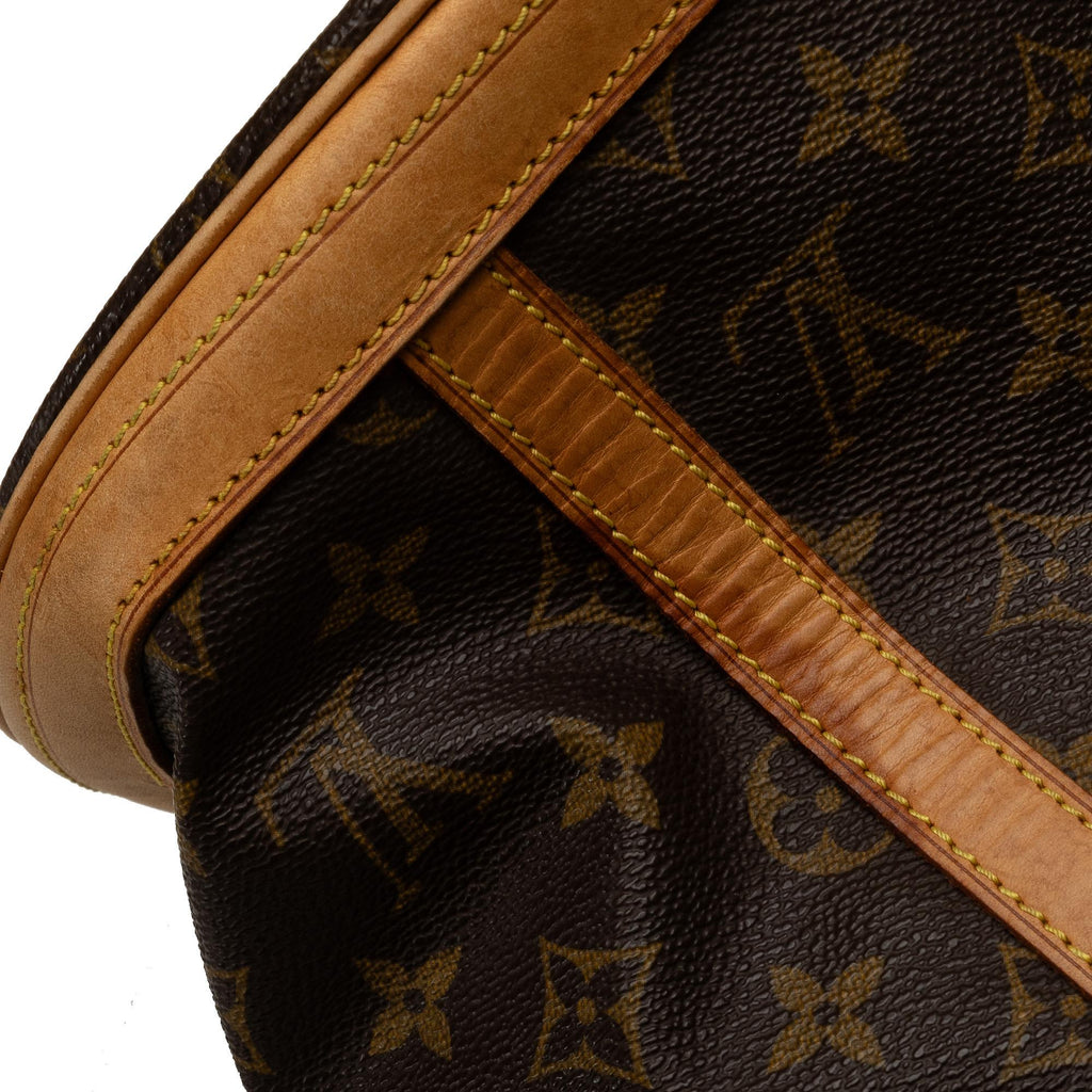 Louis Vuitton Monogram Bucket GM (SHG-dH31BK)