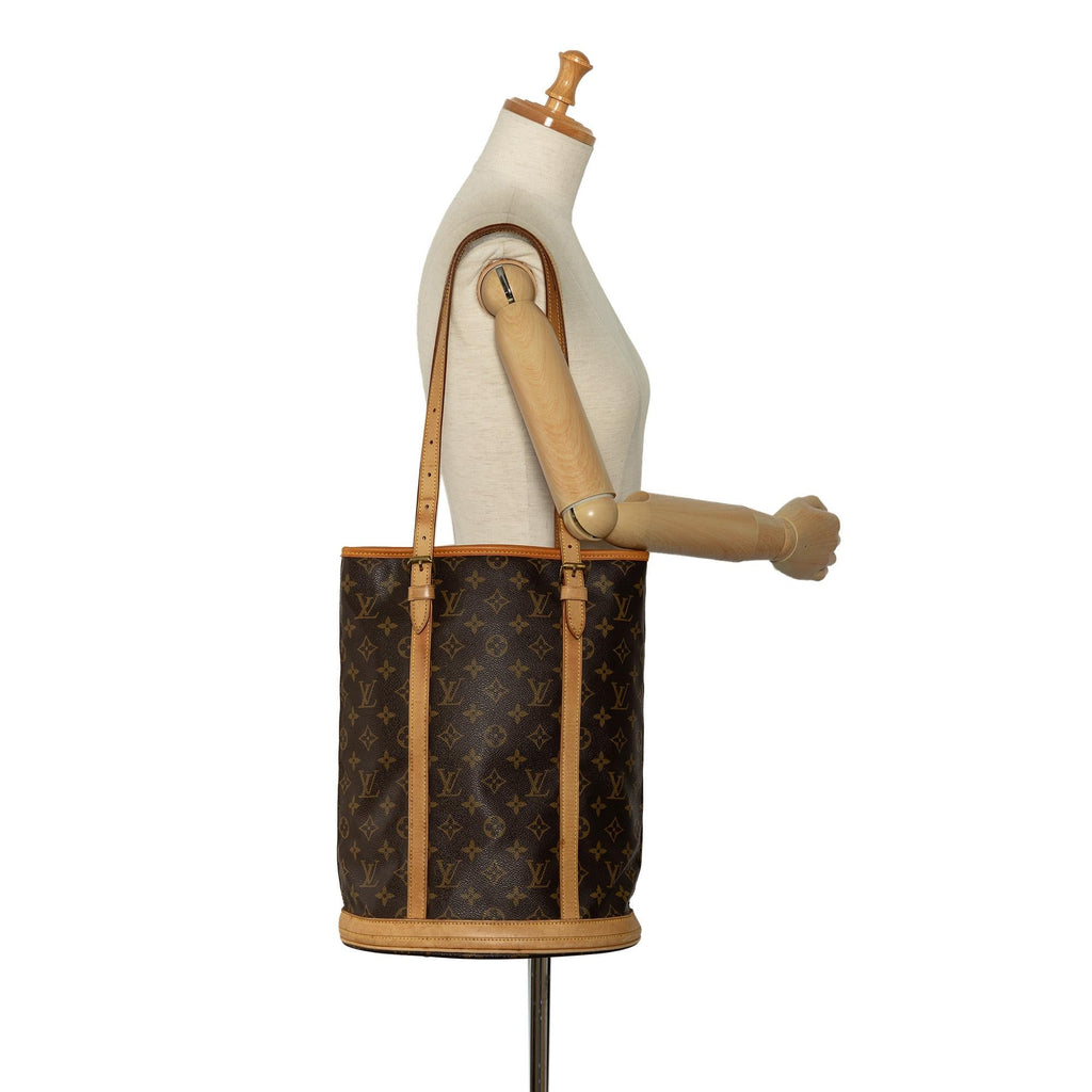 Louis Vuitton Monogram Bucket GM (SHG-dH31BK)