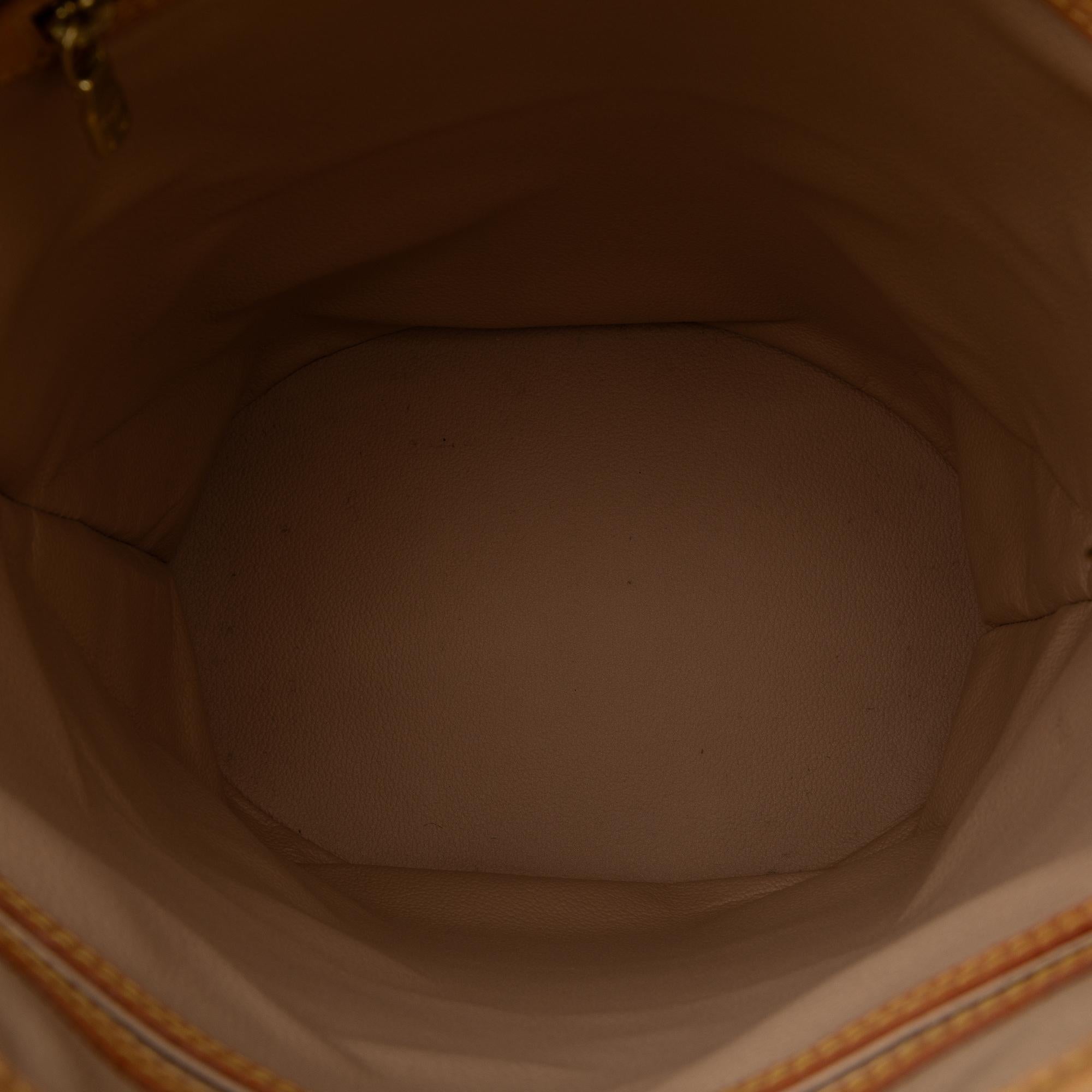 Louis Vuitton Monogram Bucket GM (SHG-m73d4F)