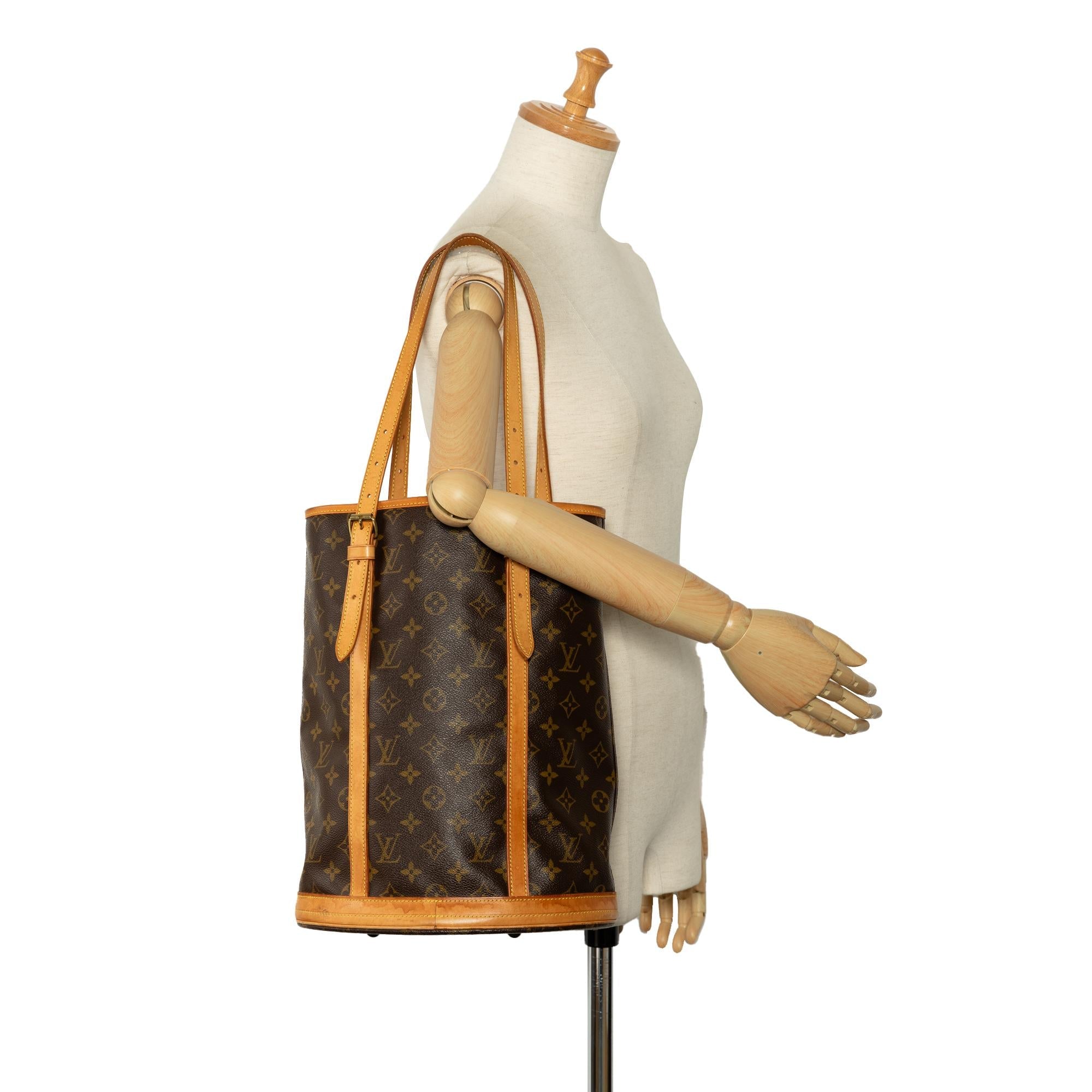 Louis Vuitton Monogram Bucket GM (SHG-DGVOxN)