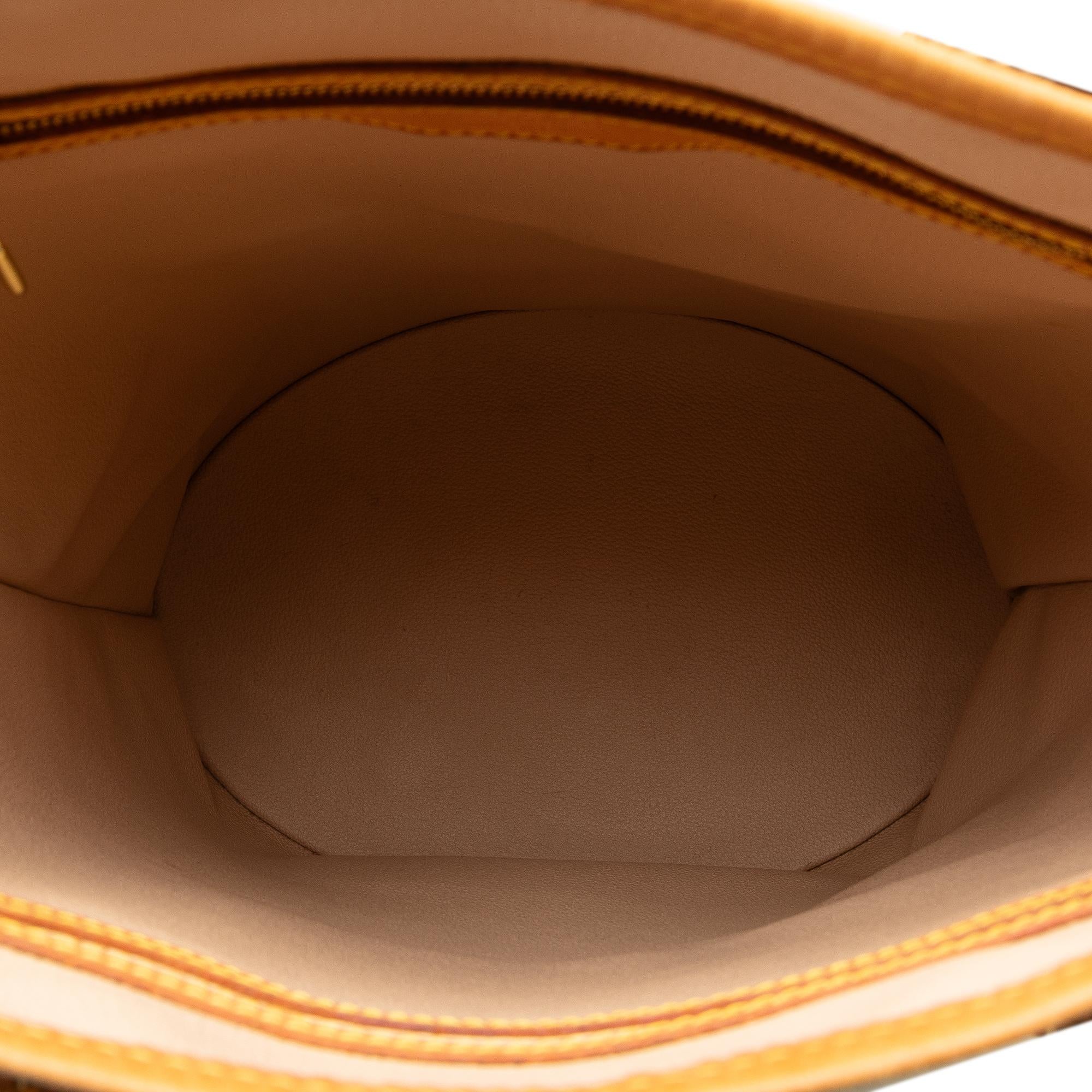 Louis Vuitton Monogram Bucket GM (SHG-adLizV)