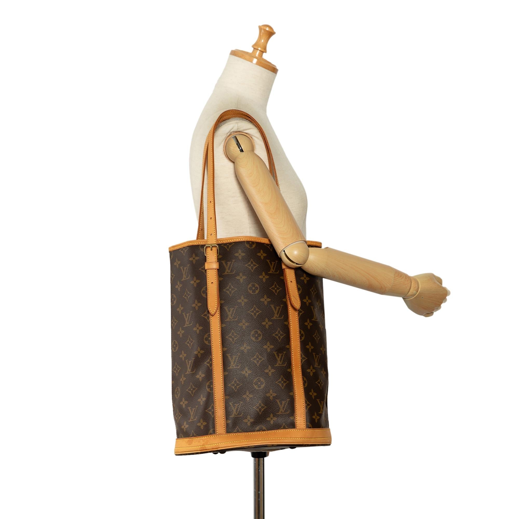 Louis Vuitton Monogram Bucket GM (SHG-adLizV)