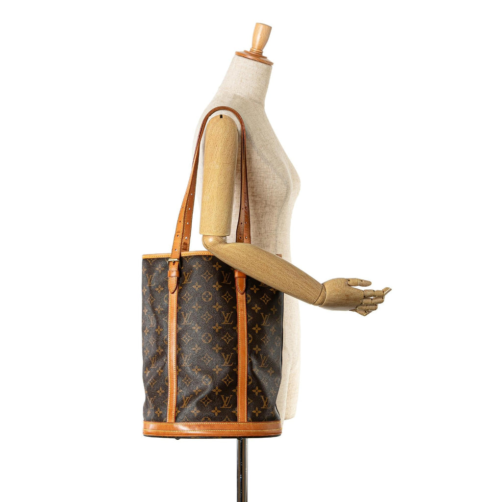 Louis Vuitton Monogram Bucket GM (SHG-Eoj6wj)