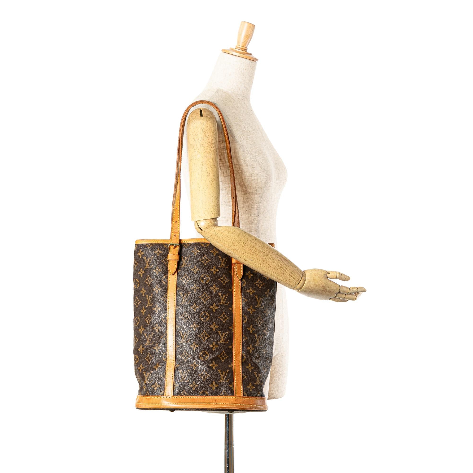 Louis Vuitton Monogram Bucket GM (SHG-CqDtj9)
