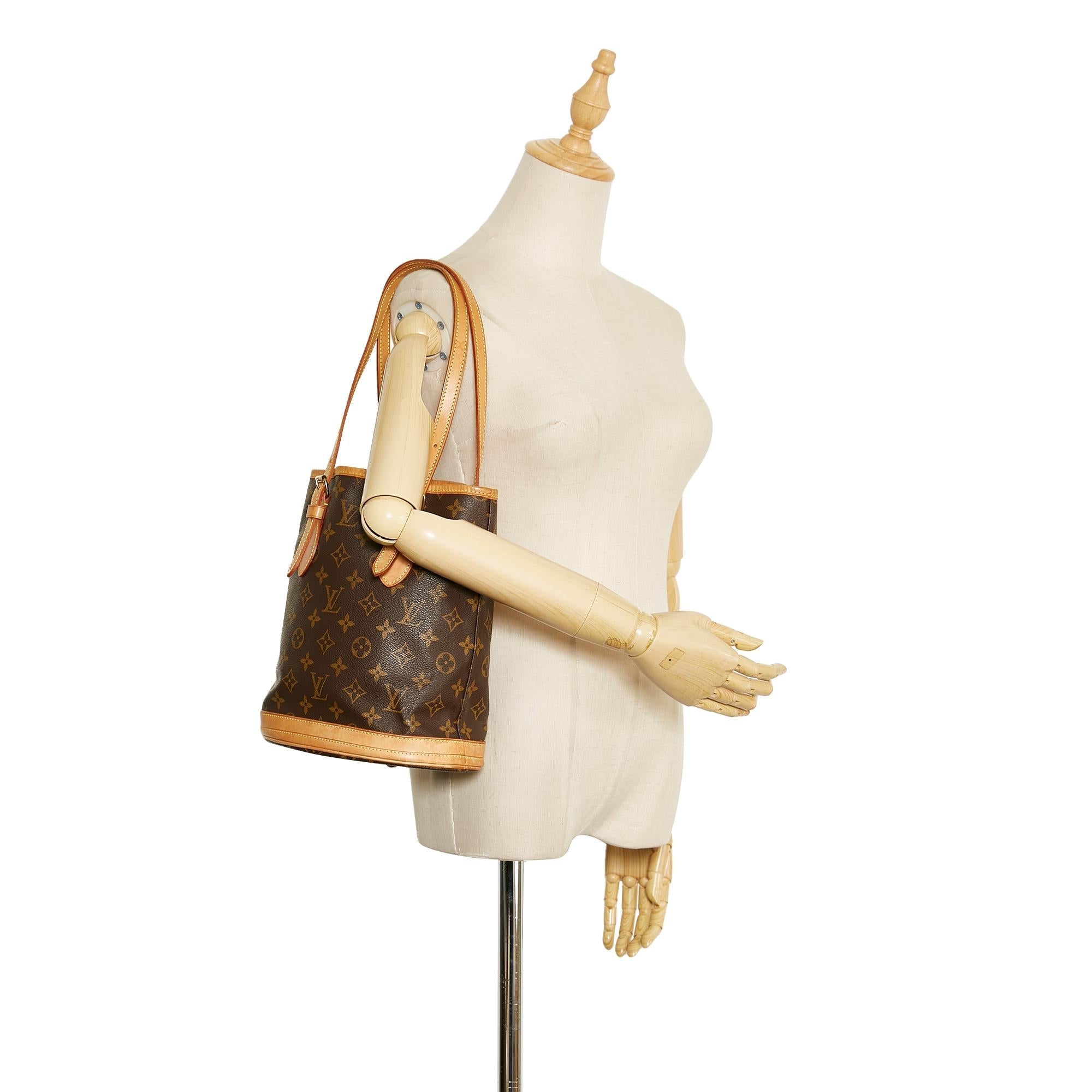 Louis Vuitton Monogram Bucket (SHG-QyEzs5)