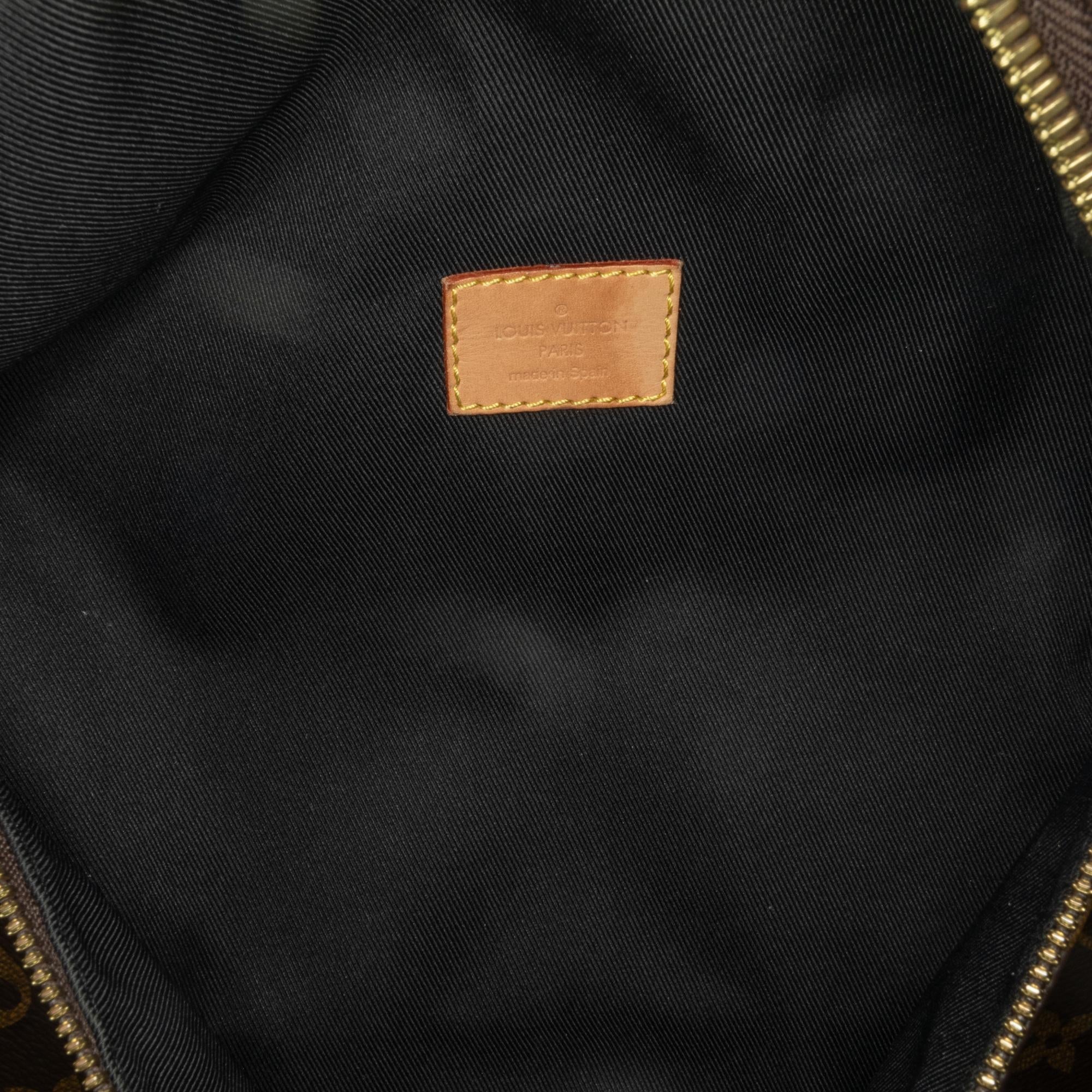 Louis Vuitton Monogram Bumbag (SHG-F9URm1)