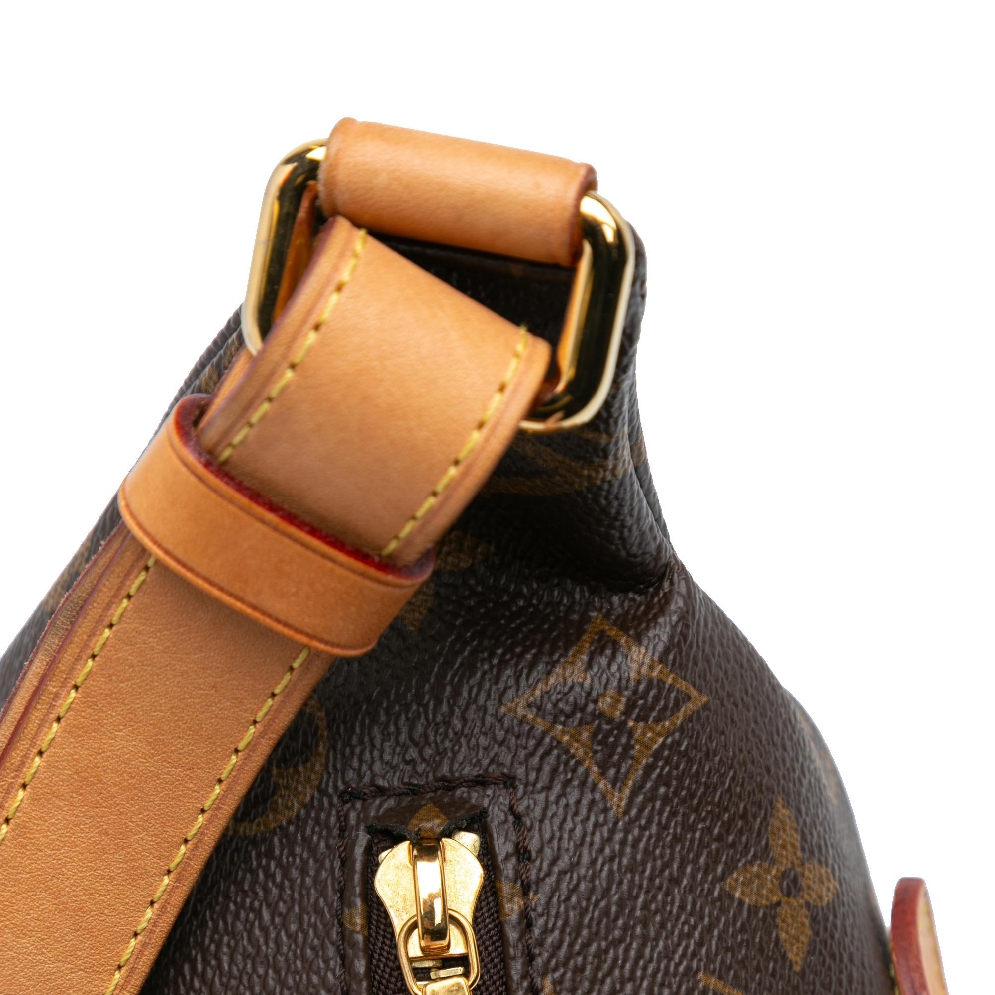 Louis Vuitton Monogram Bumbag (SHG-F9URm1)