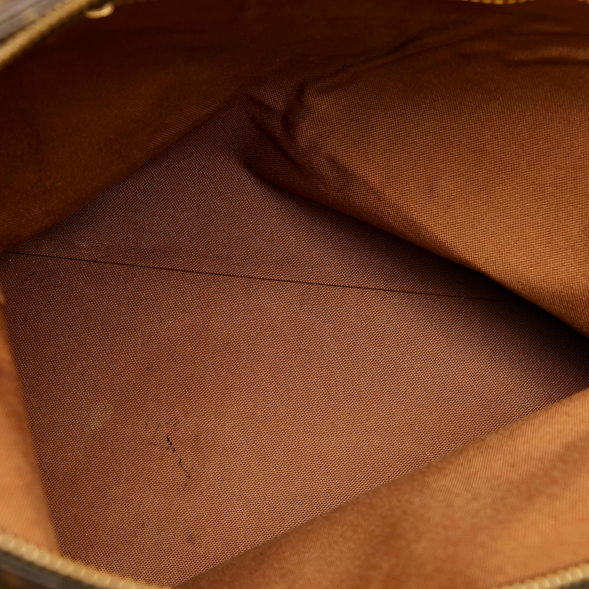 Louis Vuitton Monogram Cabas Mezzo (SHG-32491)