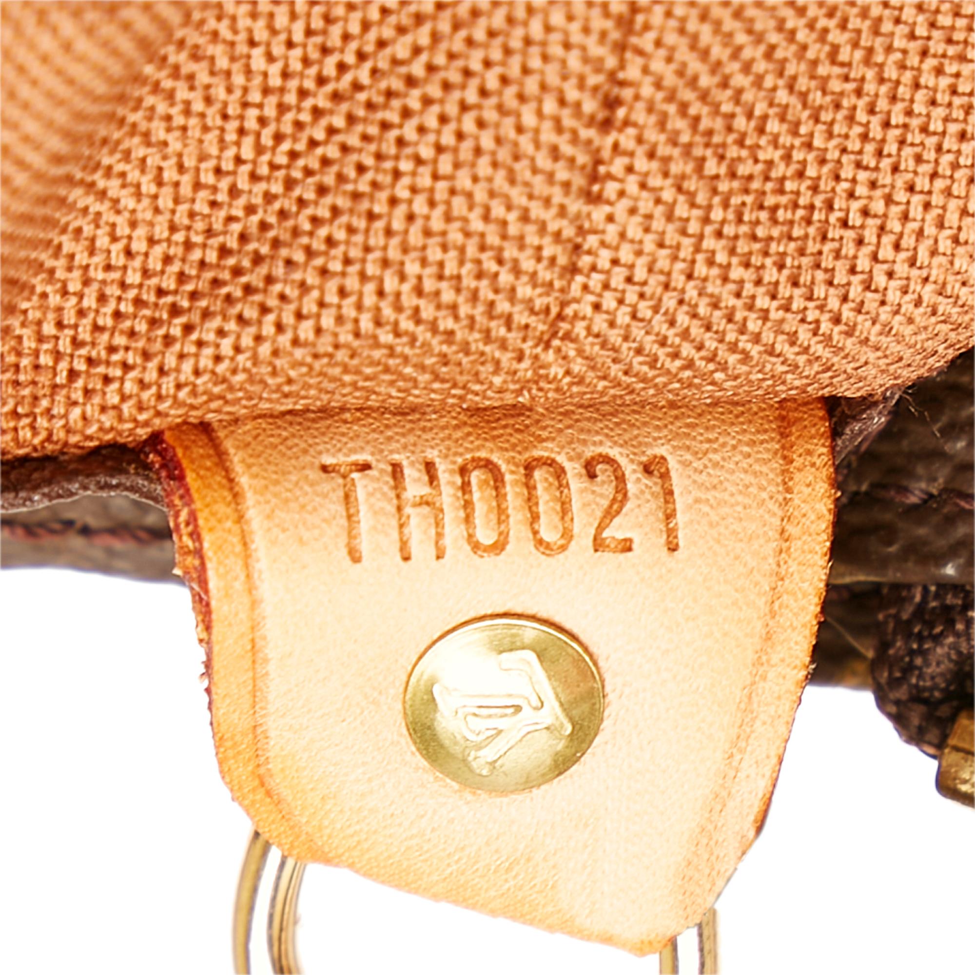 Louis Vuitton Monogram Cabas Mezzo (SHG-37670)