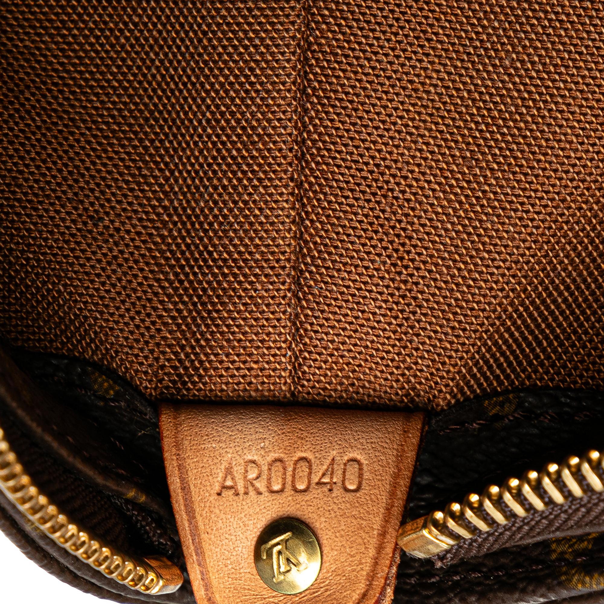 Louis Vuitton Monogram Cabas Mezzo (SHG-FfTuGM)