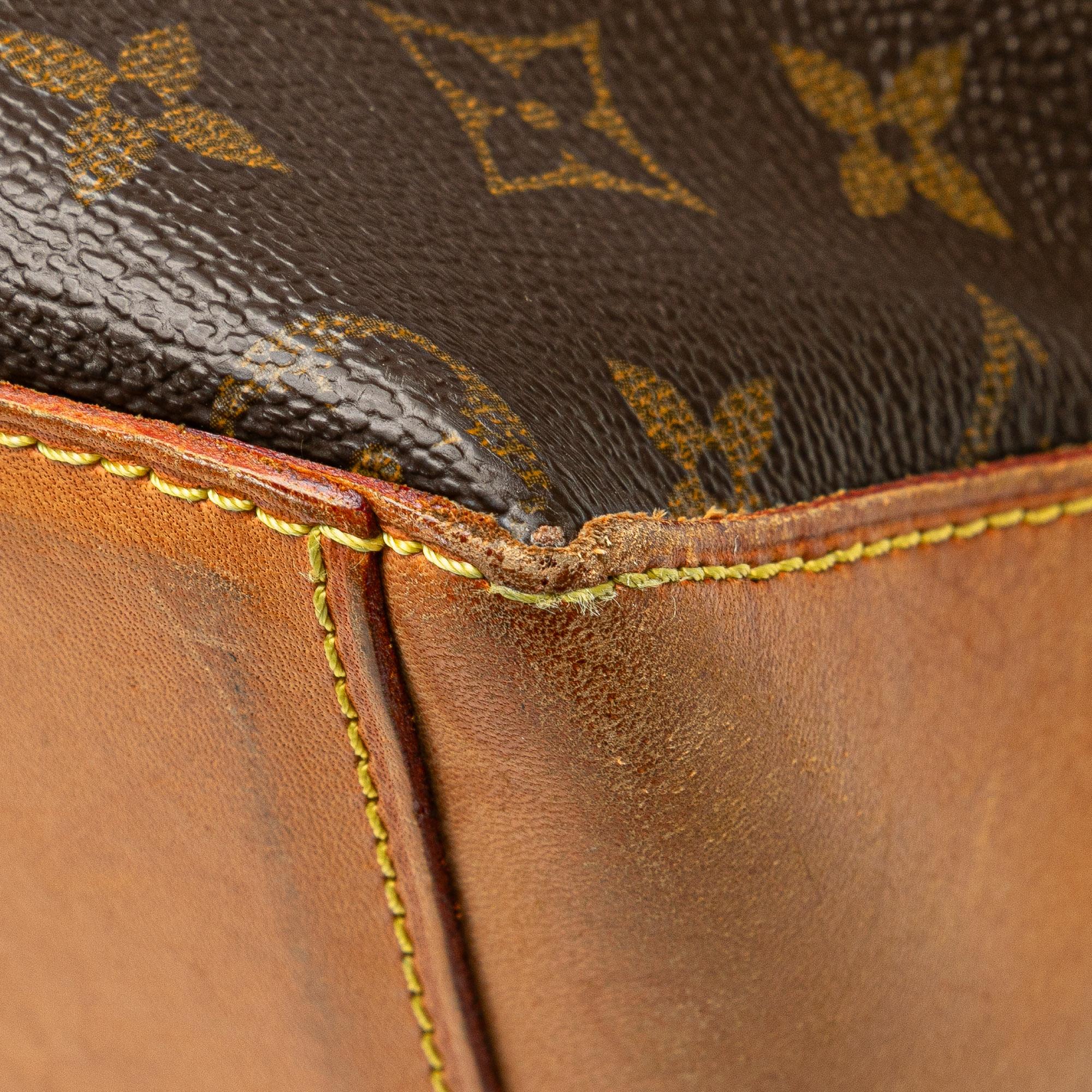 Louis Vuitton Monogram Cabas Mezzo (SHG-S6XnHI)