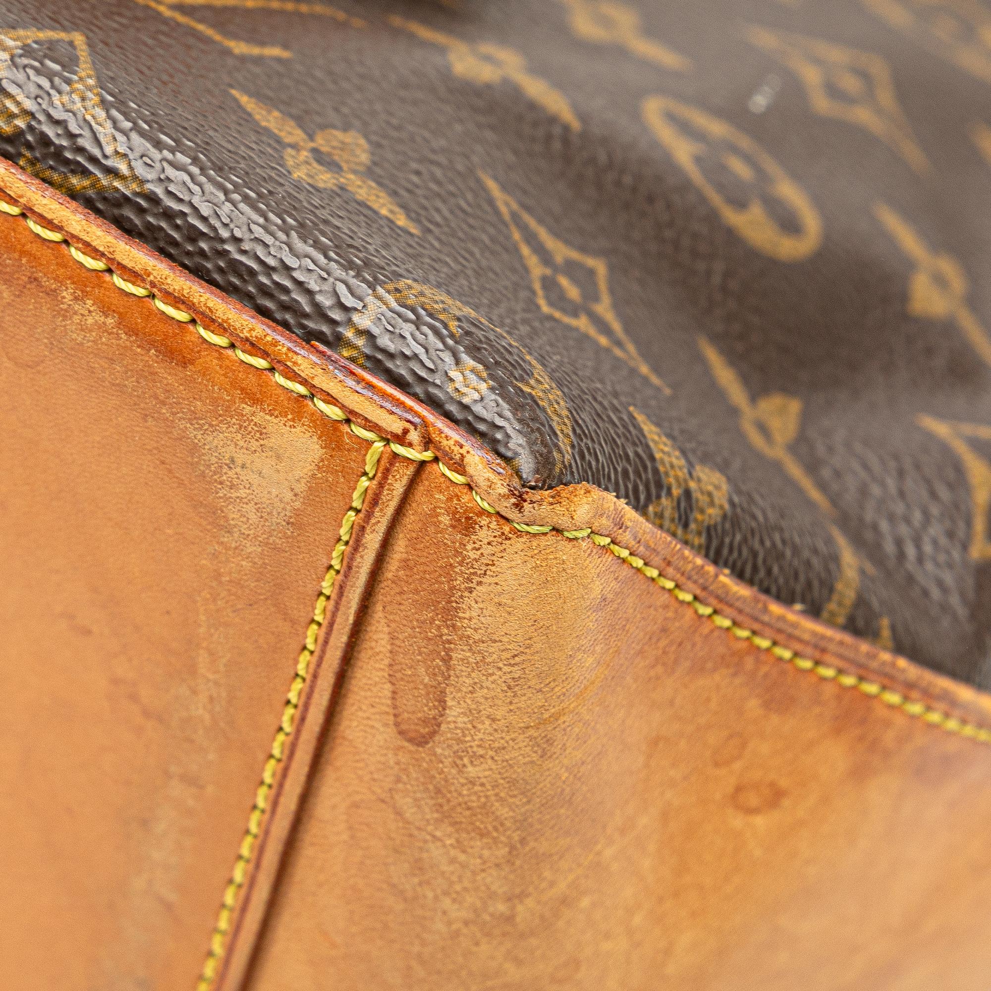 Louis Vuitton Monogram Cabas Mezzo (SHG-cgVVf8)
