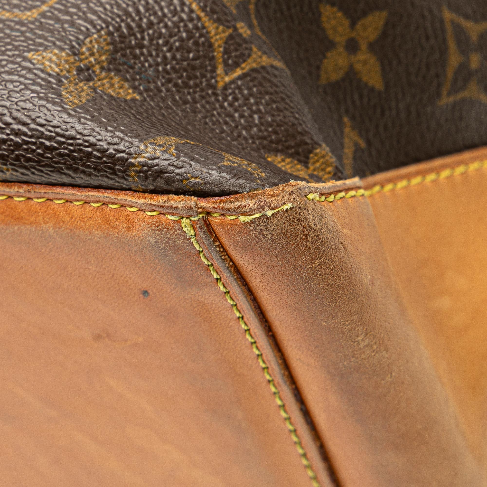 Louis Vuitton Monogram Cabas Mezzo