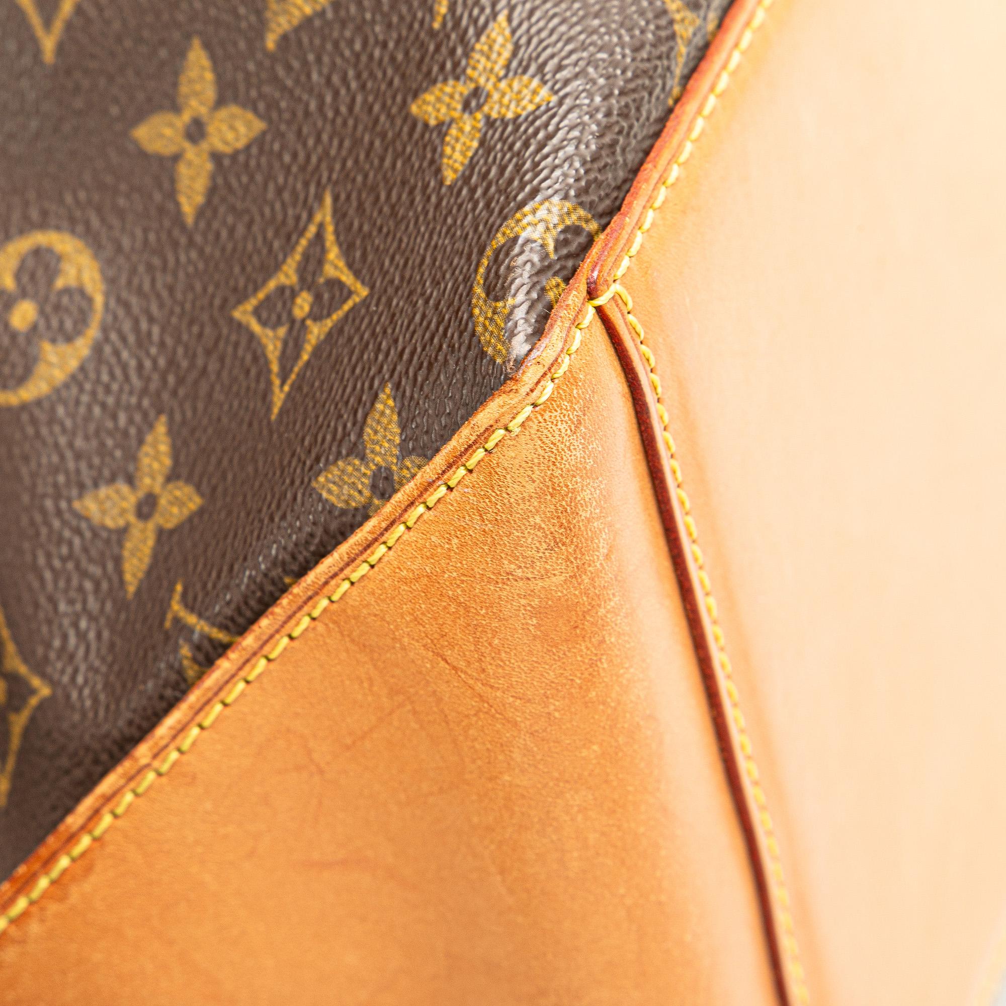 Louis Vuitton Monogram Cabas Mezzo