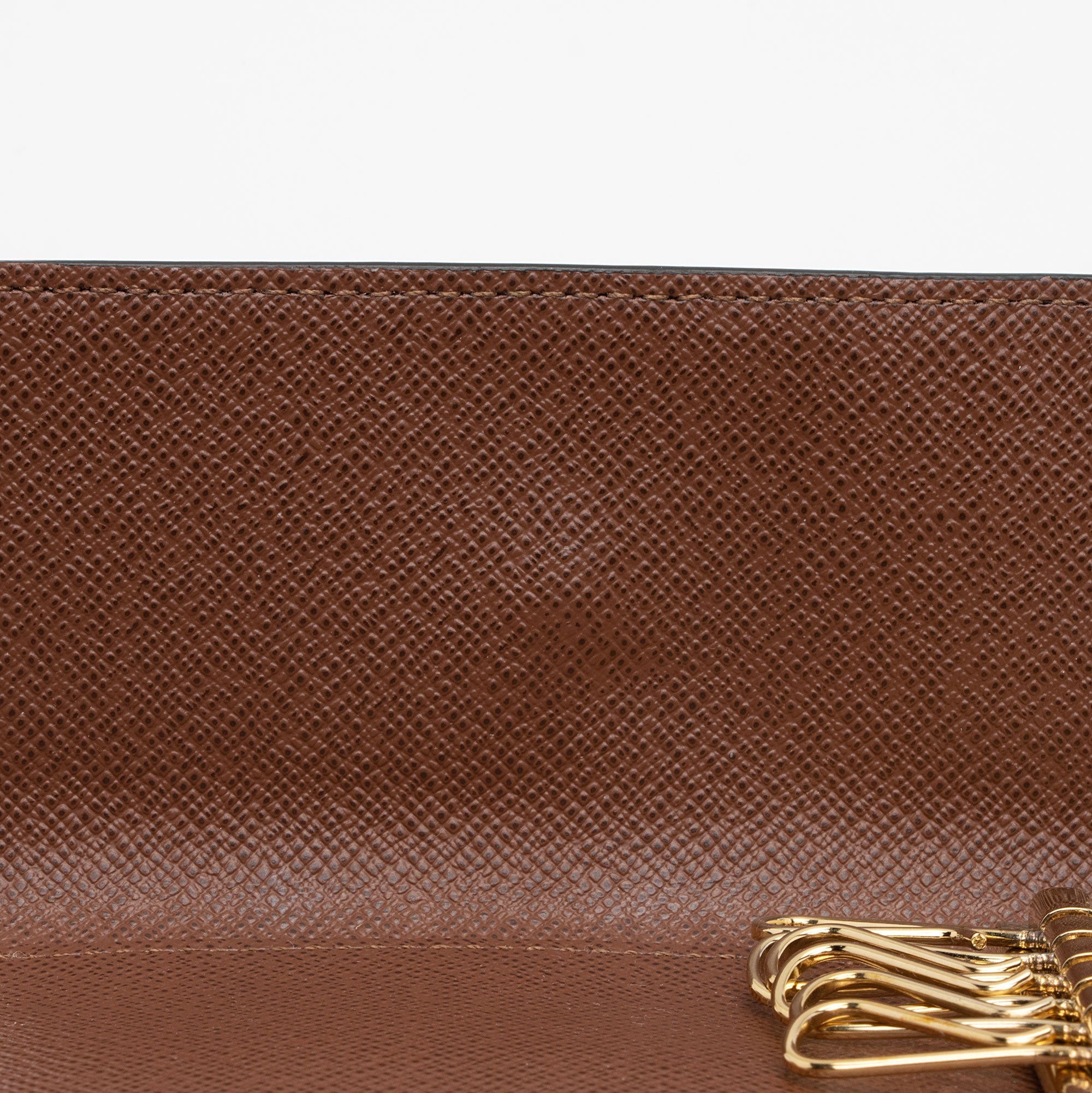 Louis Vuitton Monogram Canvas 6 Key Holder (SHF-DLGUbZ)