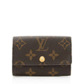 Louis Vuitton Monogram Canvas 6 Key Holder (SHF-WUH2uS)