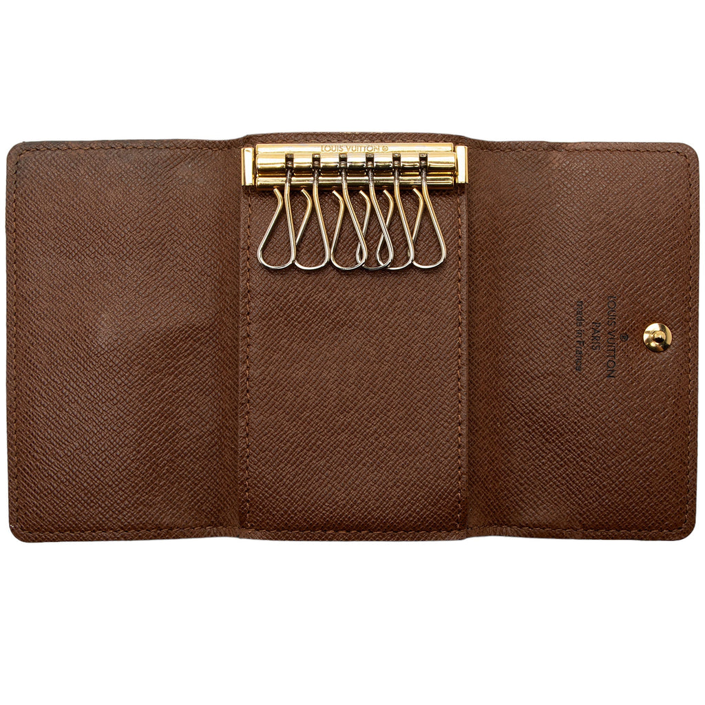 Louis Vuitton Monogram Canvas 6 Key Holder (SHF-WUH2uS)