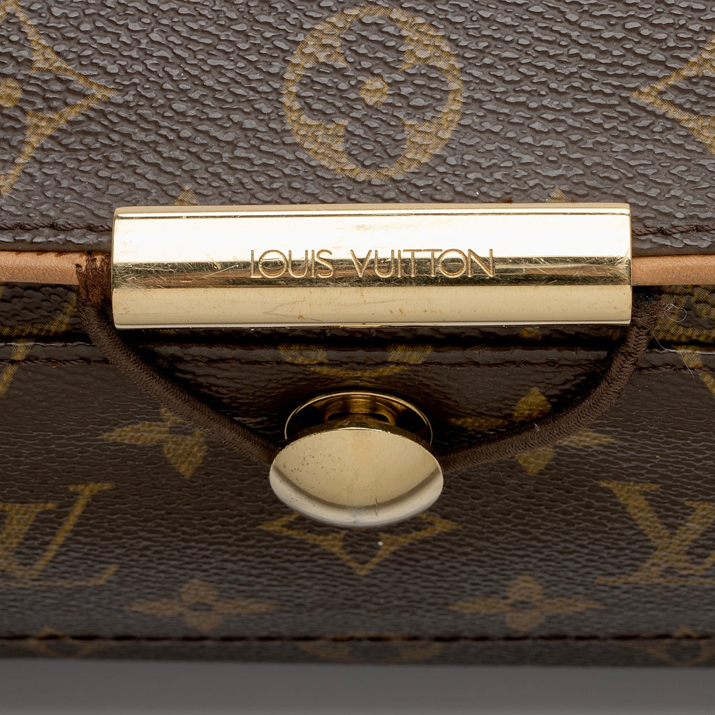 Louis Vuitton Monogram Canvas Abbesses Messenger Bag (SHF-yehWmg)