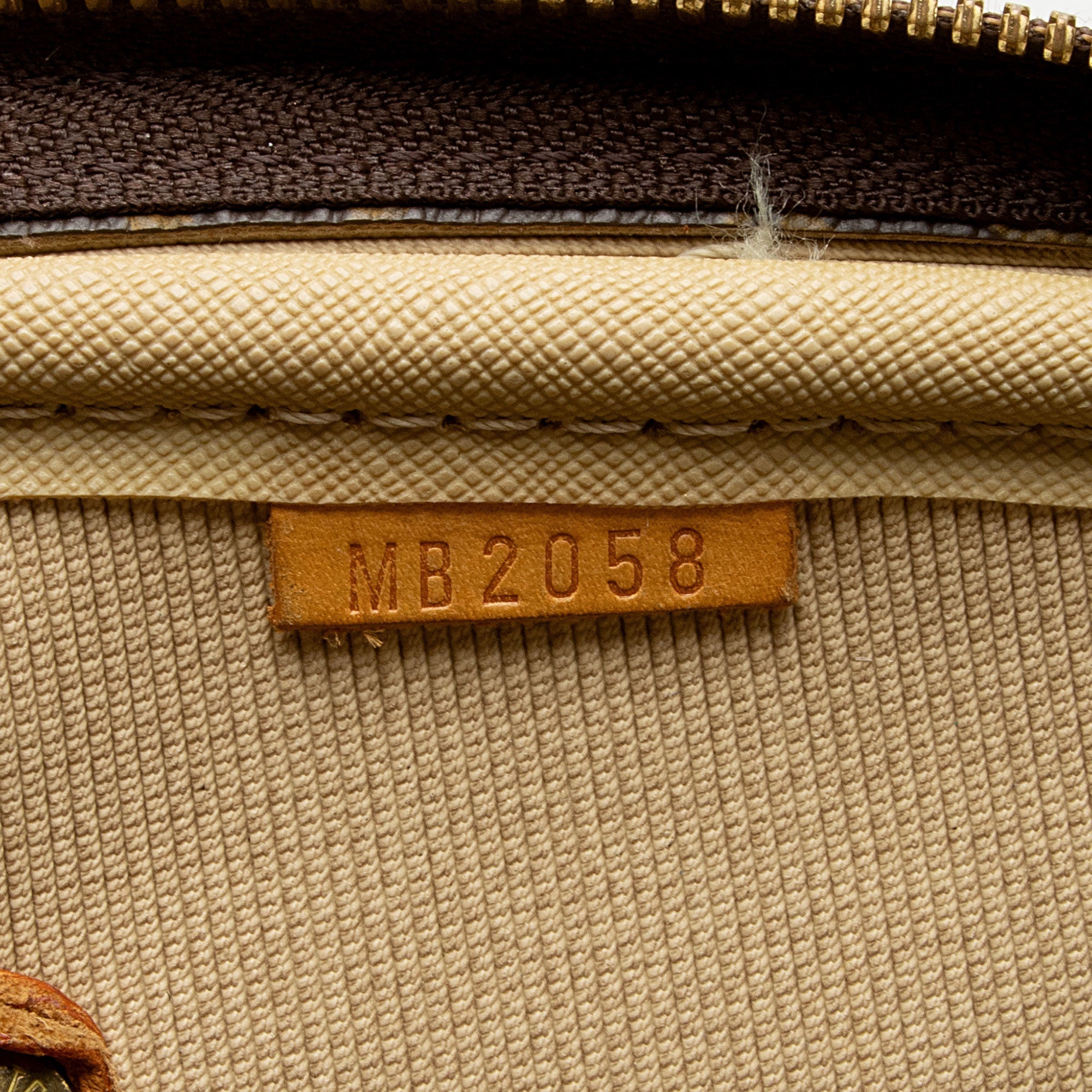 Louis Vuitton Monogram Canvas Alize 24 Heures Weekender (SHF-RQaHGA)