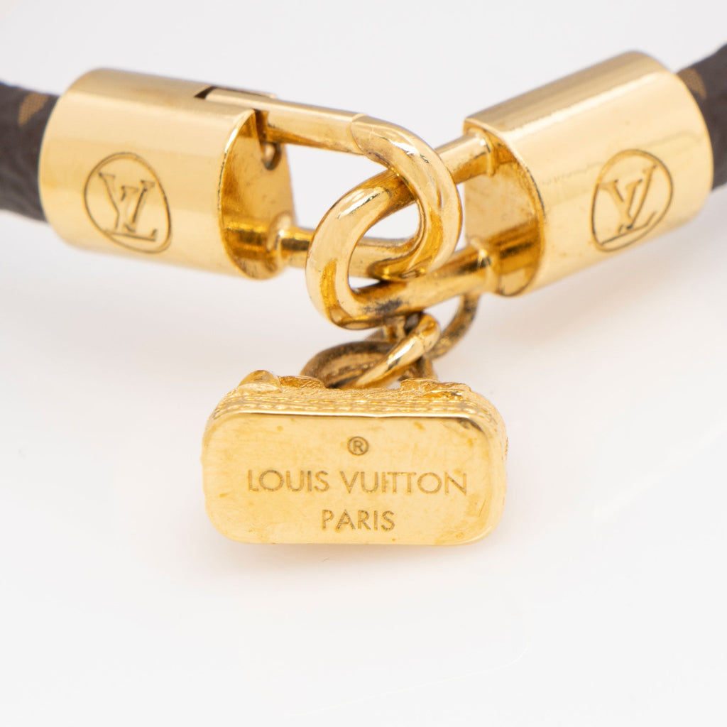 Louis Vuitton Monogram Canvas Alma 19 Bracelet (SHF-q5vBaI)