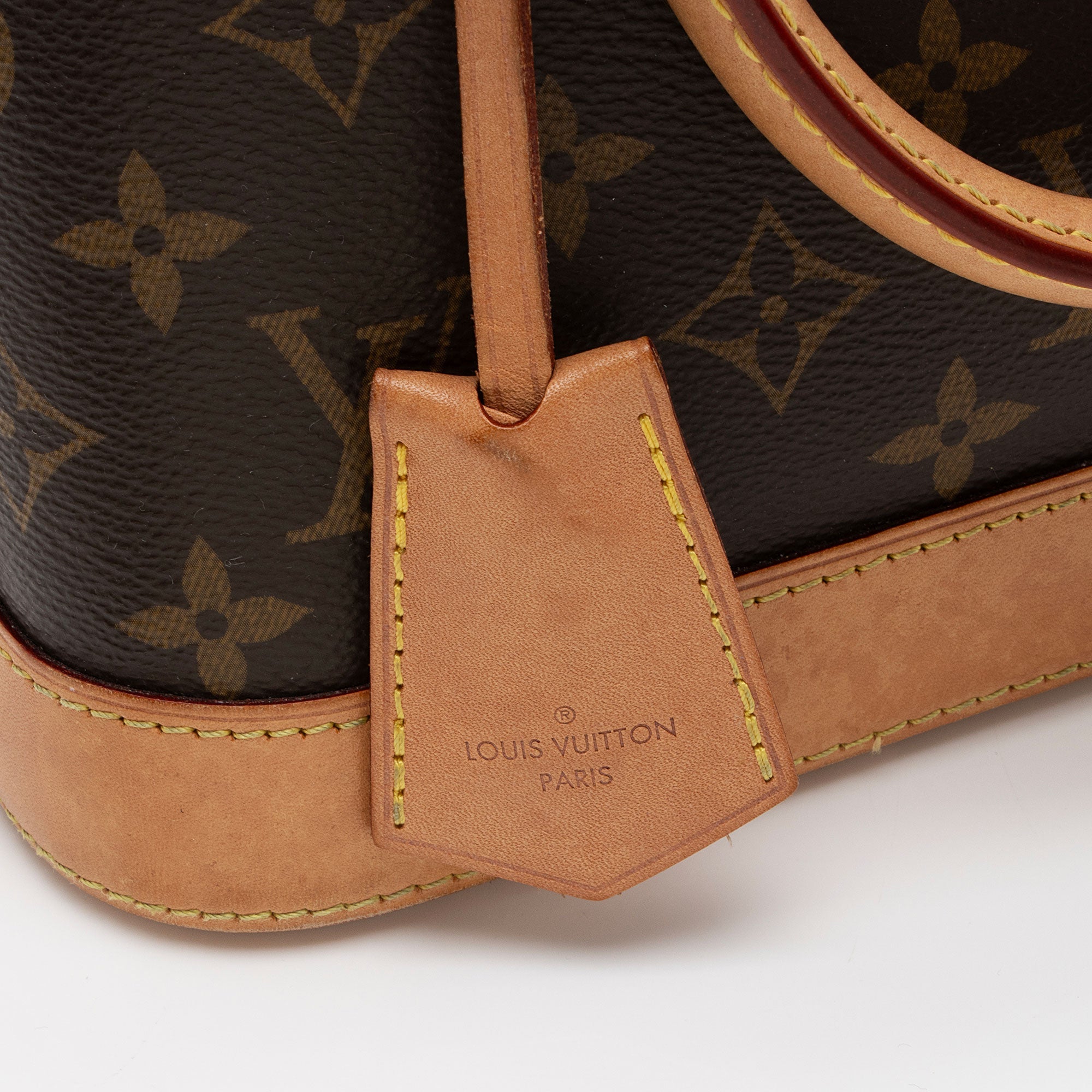 Louis Vuitton Monogram Canvas Alma BB Satchel (SHF-SYJ8FA)