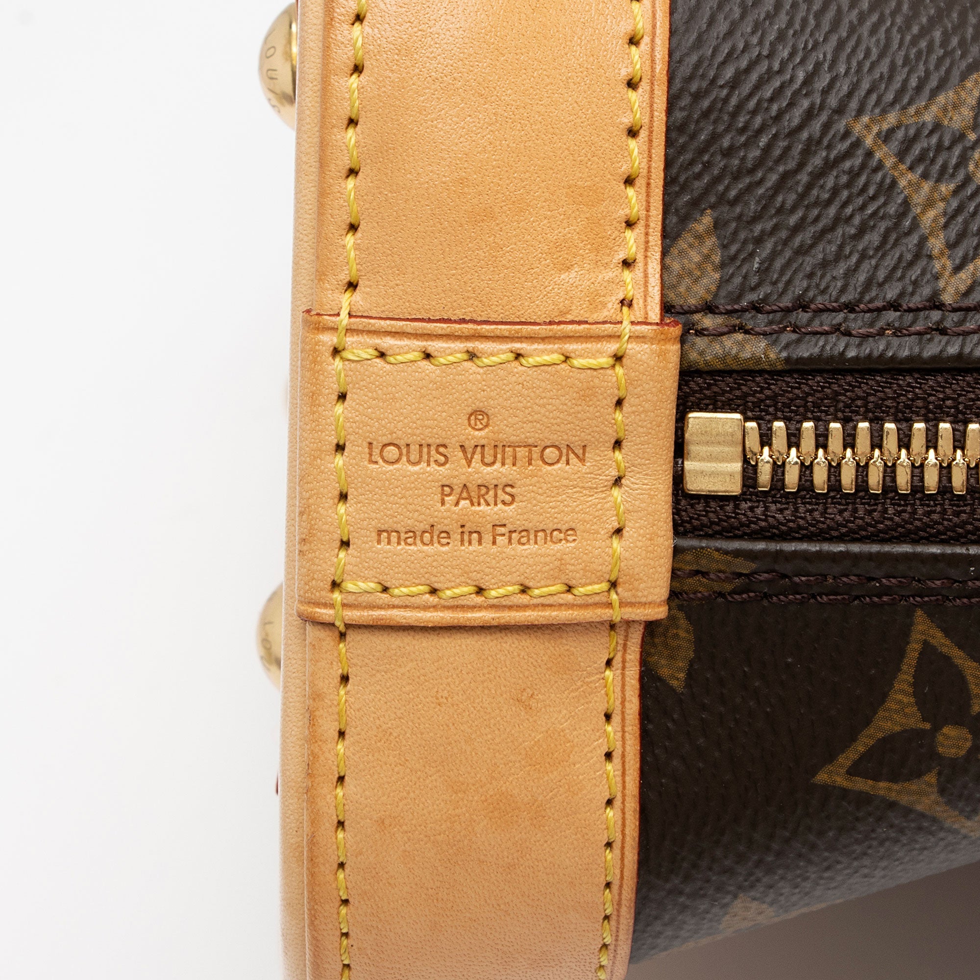 Louis Vuitton Monogram Canvas Alma BB Satchel (SHF-P0sWUP)