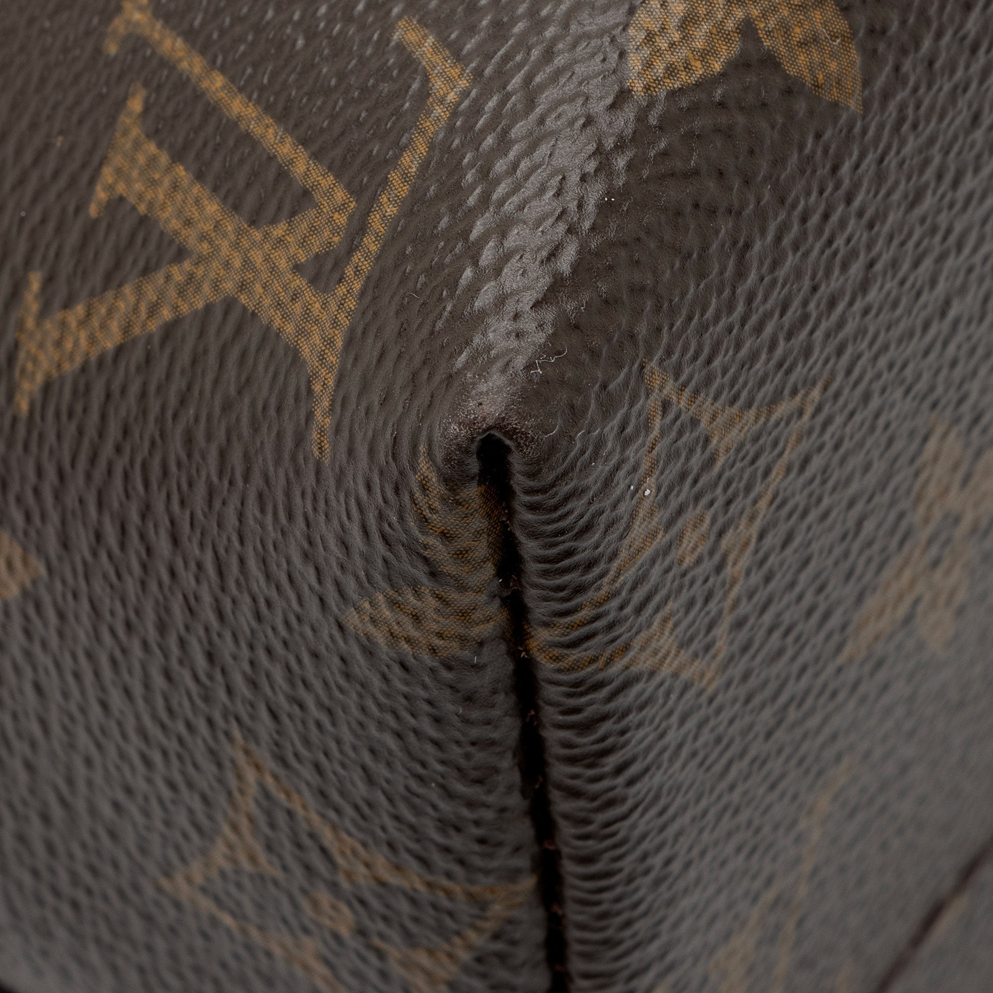 Louis Vuitton Monogram Canvas Alma BNB Satchel (SHF-O6F8VK)
