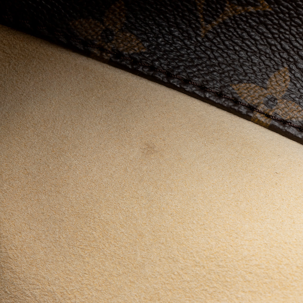 Louis Vuitton Monogram Canvas Artsy MM Shoulder Bag (SHF-19514)