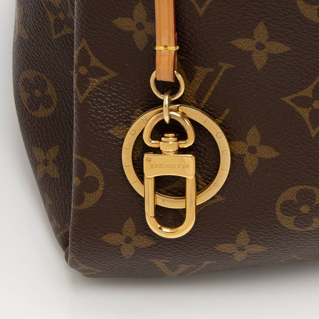 Louis Vuitton Monogram Canvas Artsy MM Shoulder Bag (SHF-FfYl36)