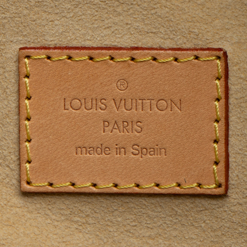 Louis Vuitton Monogram Canvas Artsy MM Shoulder Bag (SHF-smmYGK)