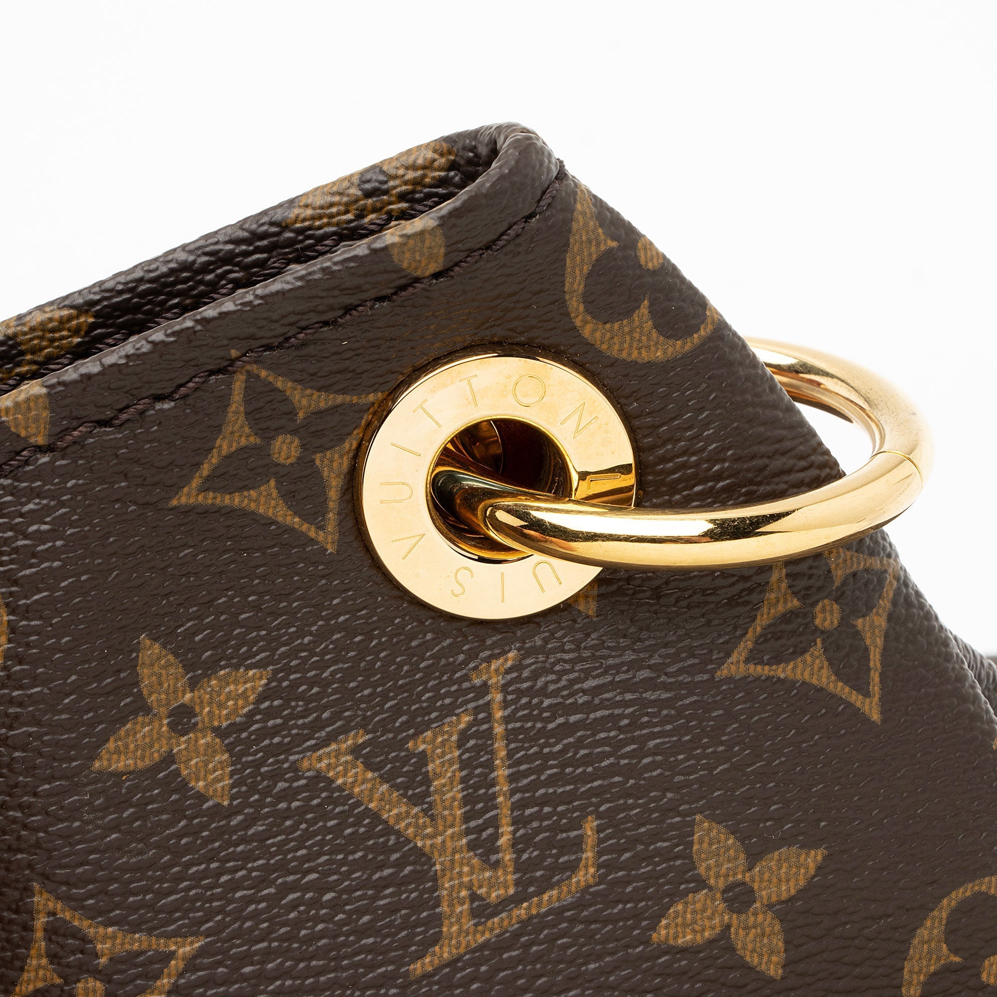 Louis Vuitton Monogram Canvas Artsy MM Shoulder Bag (SHF-VBulIB)