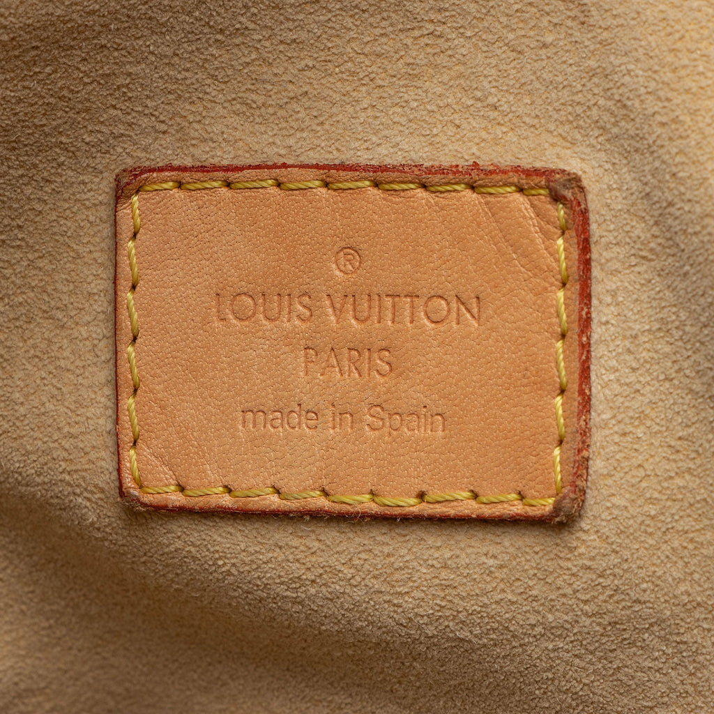Louis Vuitton Monogram Canvas Artsy MM Shoulder Bag