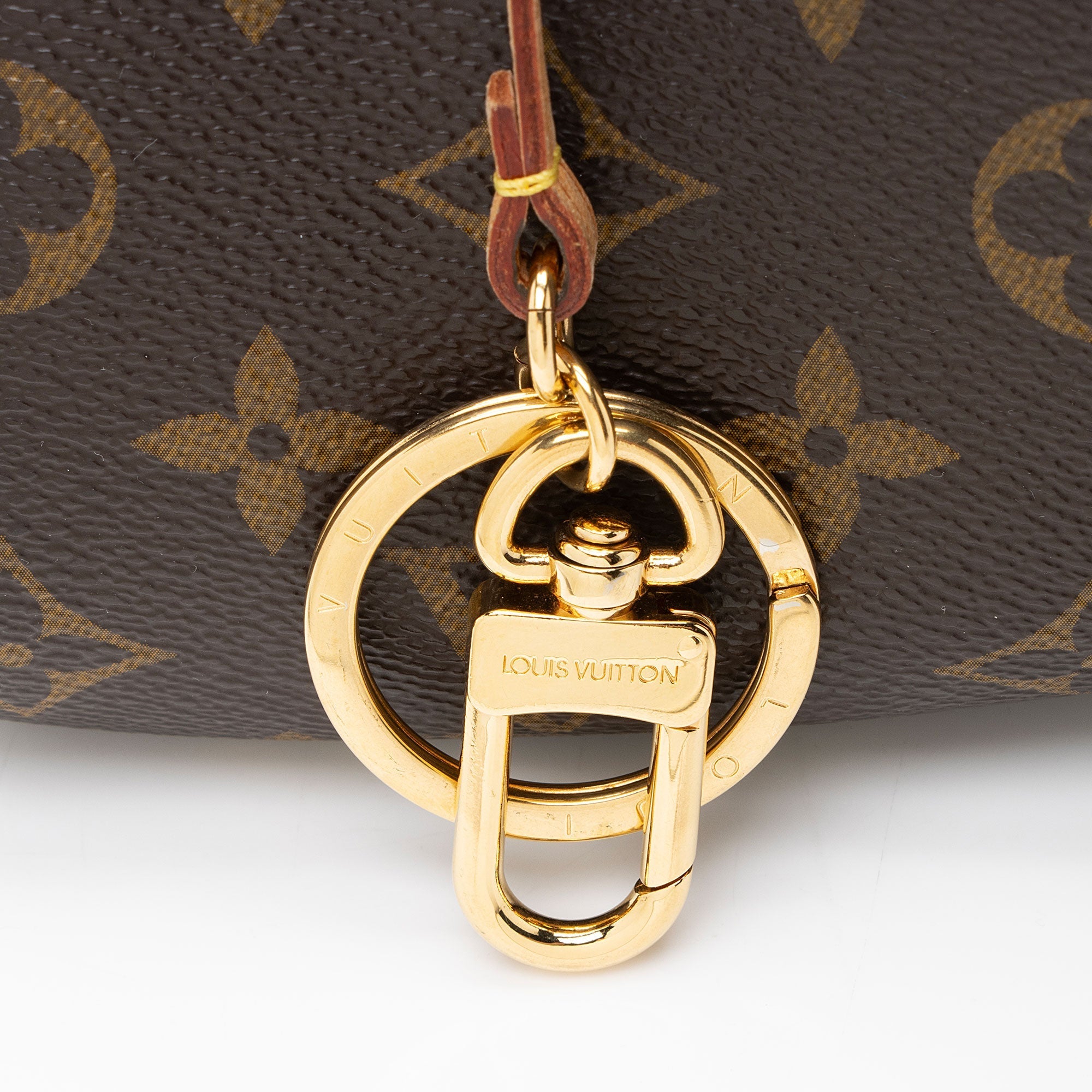 Louis Vuitton Monogram Canvas Artsy MM Shoulder Bag