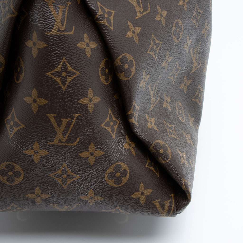 Louis Vuitton Monogram Canvas Artsy MM Shoulder Bag
