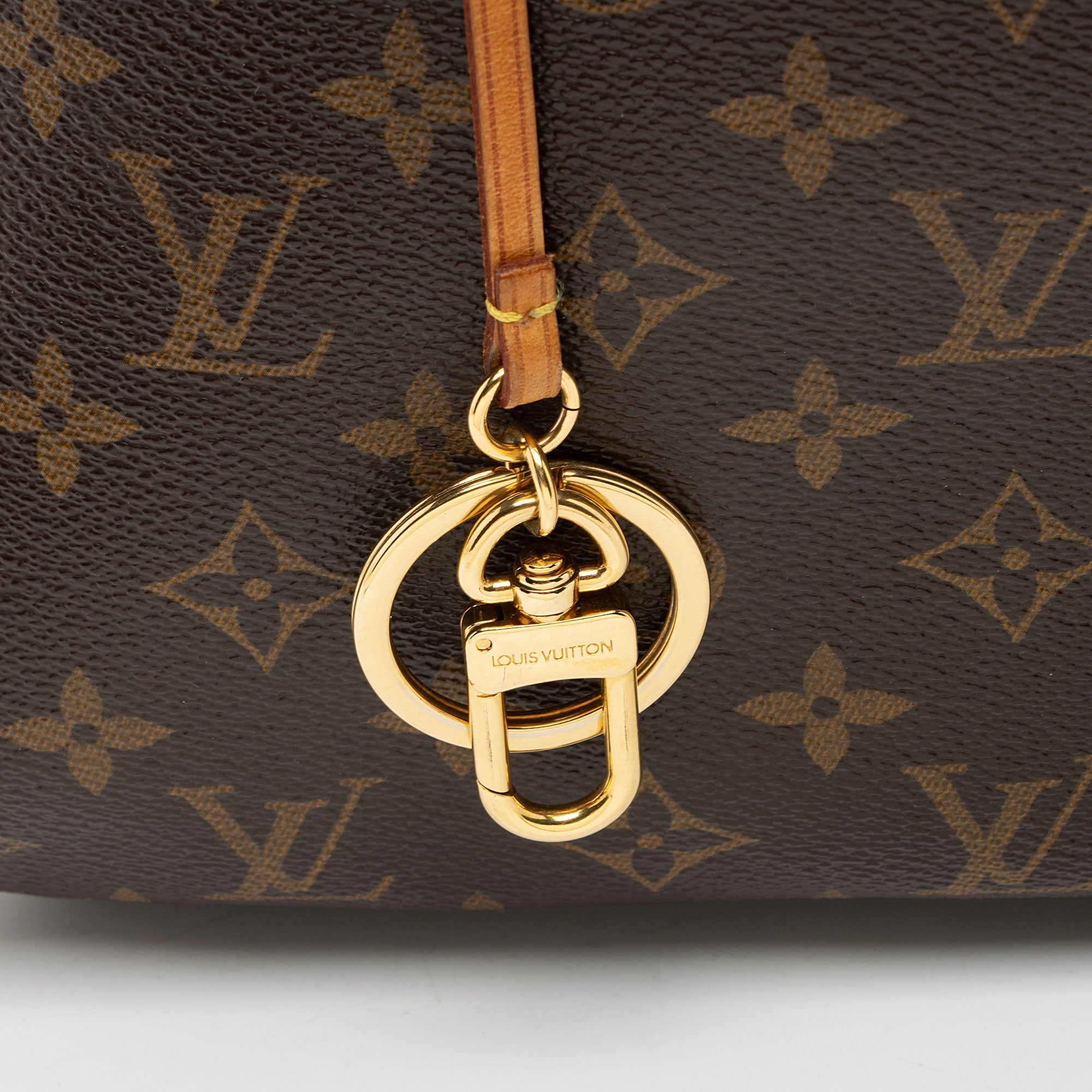 Louis Vuitton Monogram Canvas Artsy MM Shoulder Bag