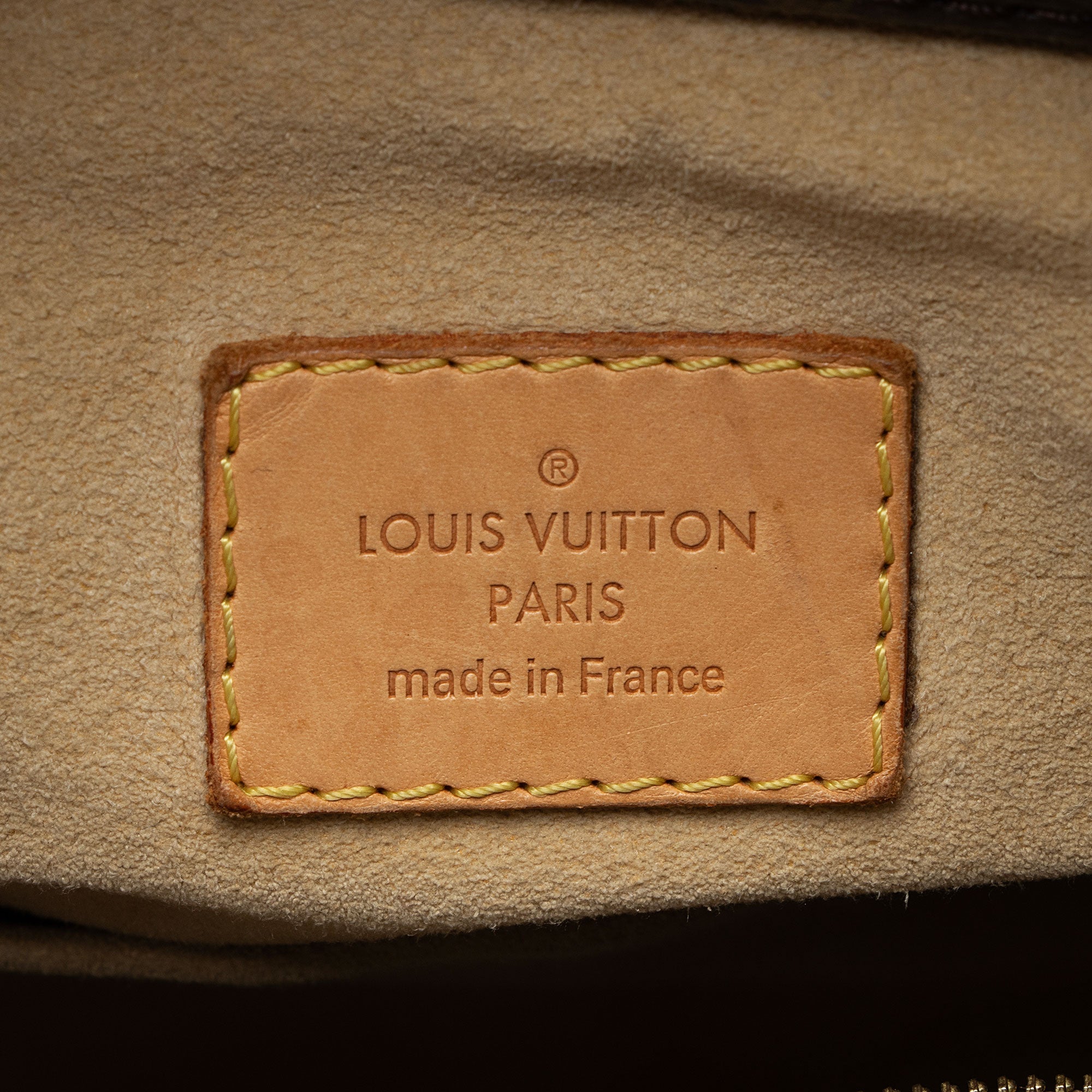 Louis Vuitton Monogram Canvas Artsy MM Shoulder Bag