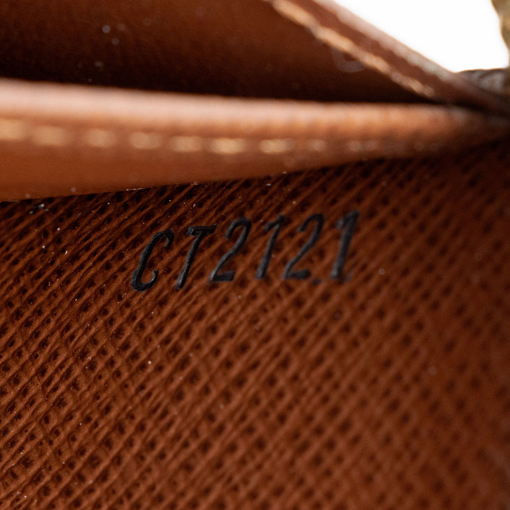 Louis Vuitton Monogram Canvas Astrid Wallet