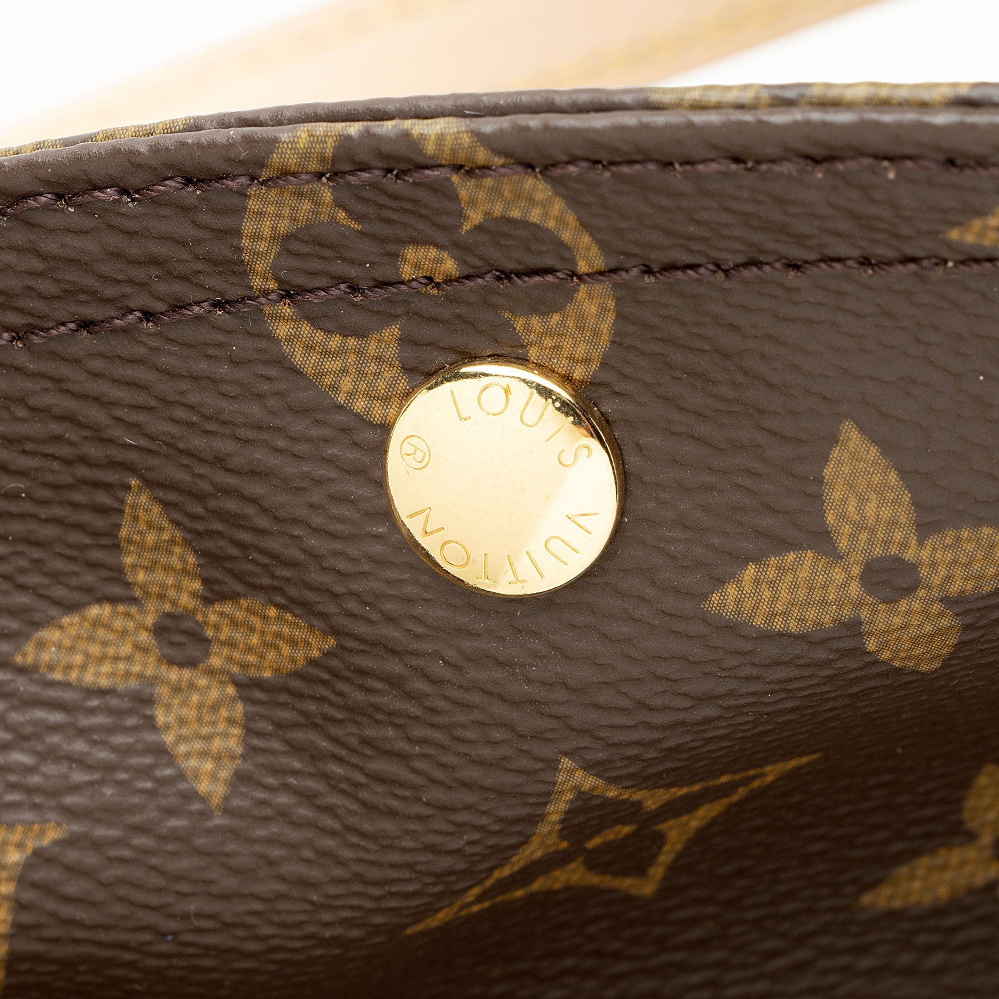 Louis Vuitton Monogram Canvas Atlantis GM Tote (SHF-OD6VL2)