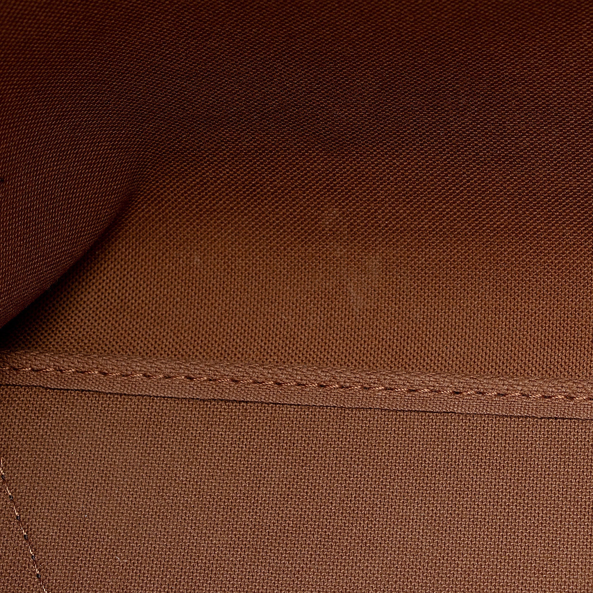 Louis Vuitton Monogram Canvas Atlantis GM Tote (SHF-j4ghh9)