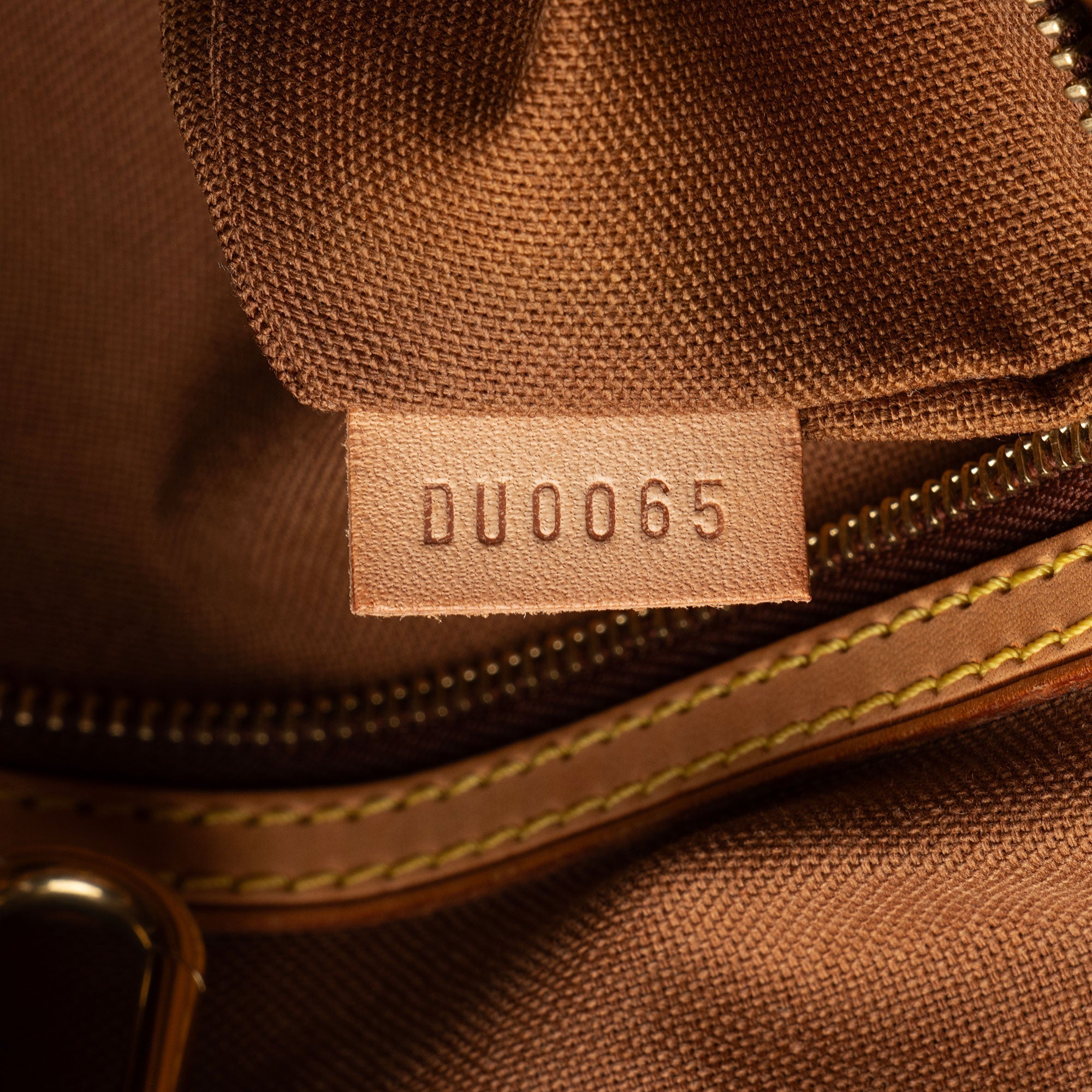 Louis Vuitton Monogram Canvas Batignolles Horizontal Tote (SHF-aS7Fbg)